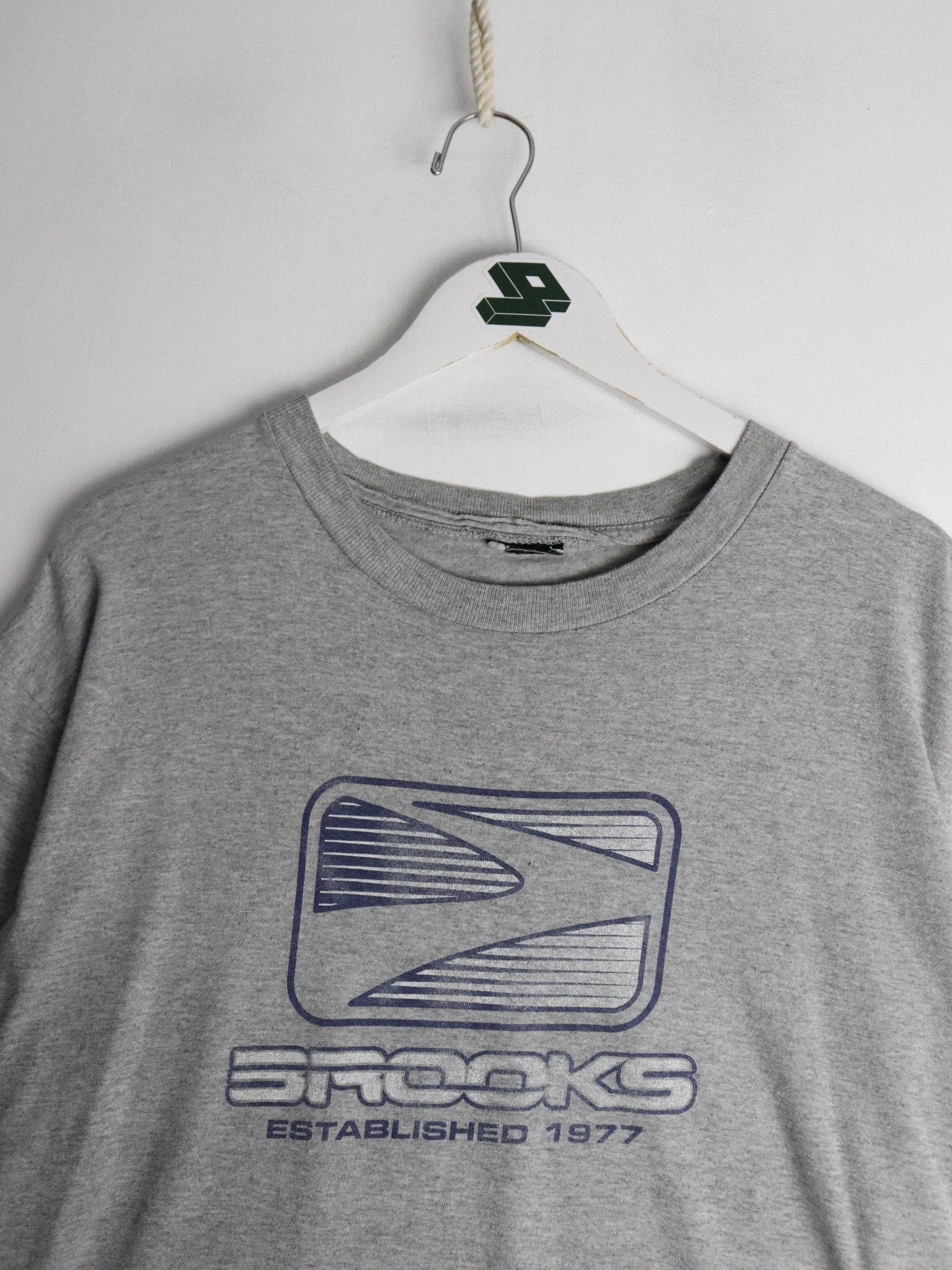 Brooks T-Shirts & Tank Tops Vintage Brooks T Shirt Mens XL Grey