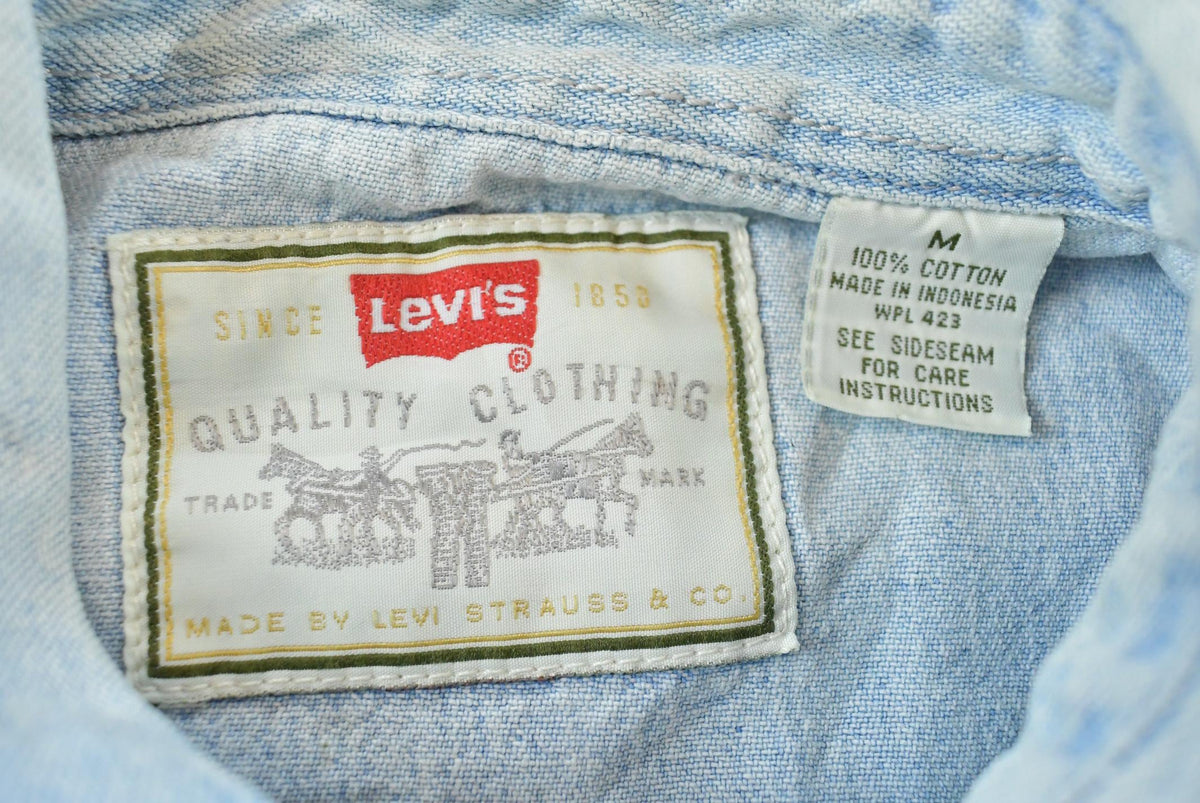Vintage 1990s Faded Levis Red Tab Denim Button Up Shirt Men's L