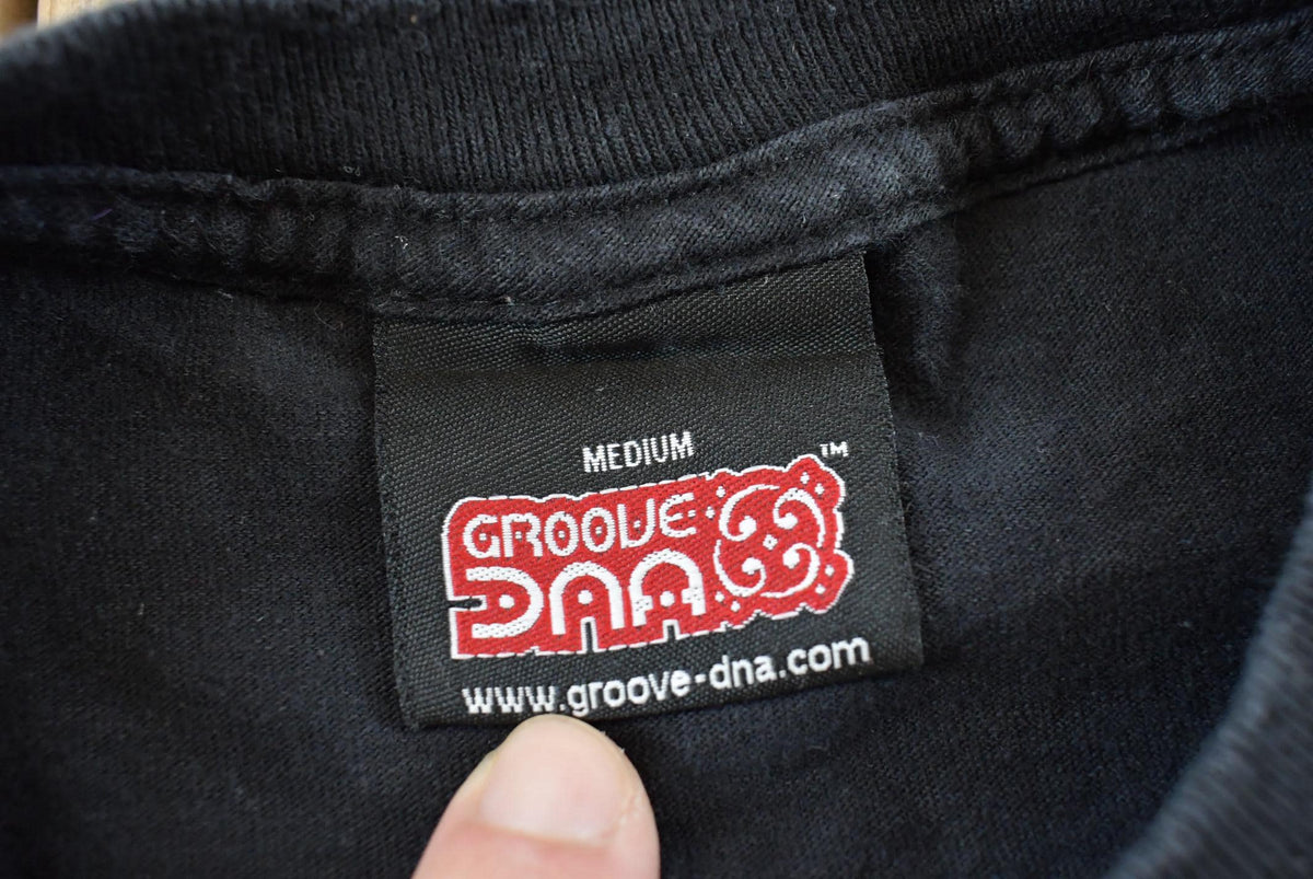 Vintage 1990s Groove DNA Chinese Kanji Characters T-Shirt Men's M