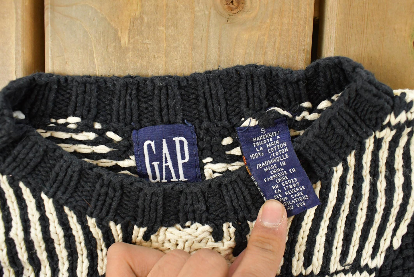 Vintage 1990s Gap Pattern Hand Knit Sweater Women's S