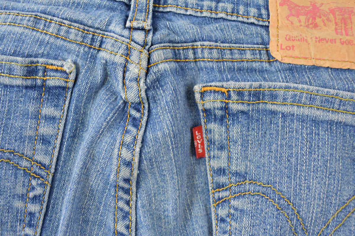 Vintage 2000s Levi's 518 Super Low Rise Bootcut Fit Denim Jeans Women's 31 x 28
