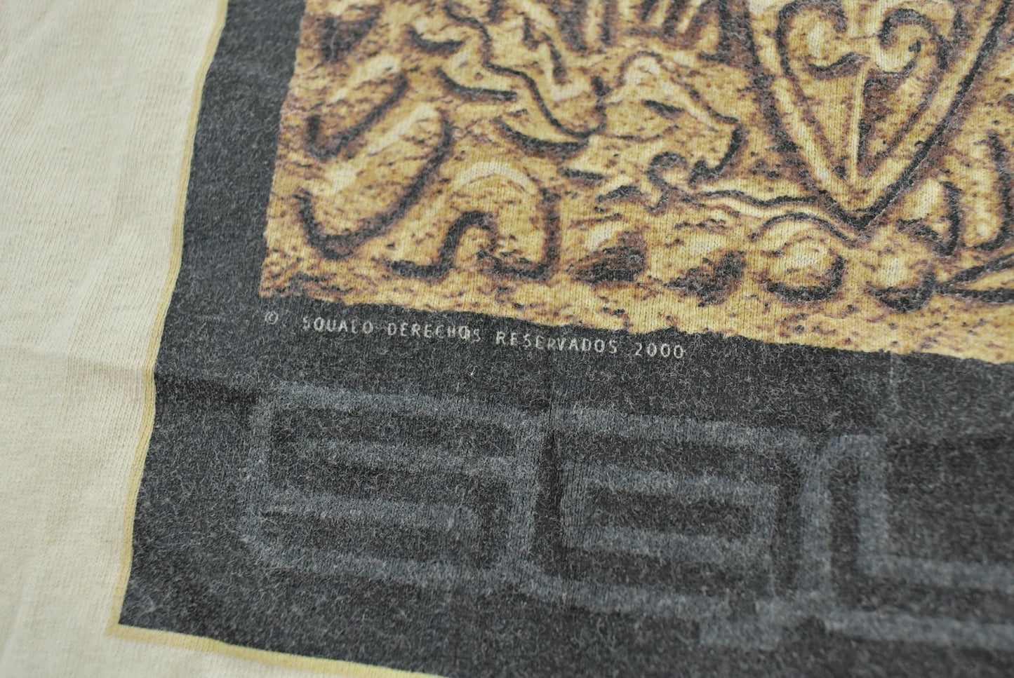 Vintage 2000 Squalo Mayan Art Surfing T-Shirt Men's XL