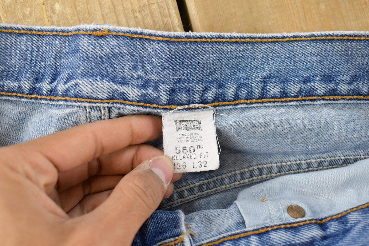 Vintage 1990s Levi's 550 Relaxed Denim Jeans Men's 35 x 31