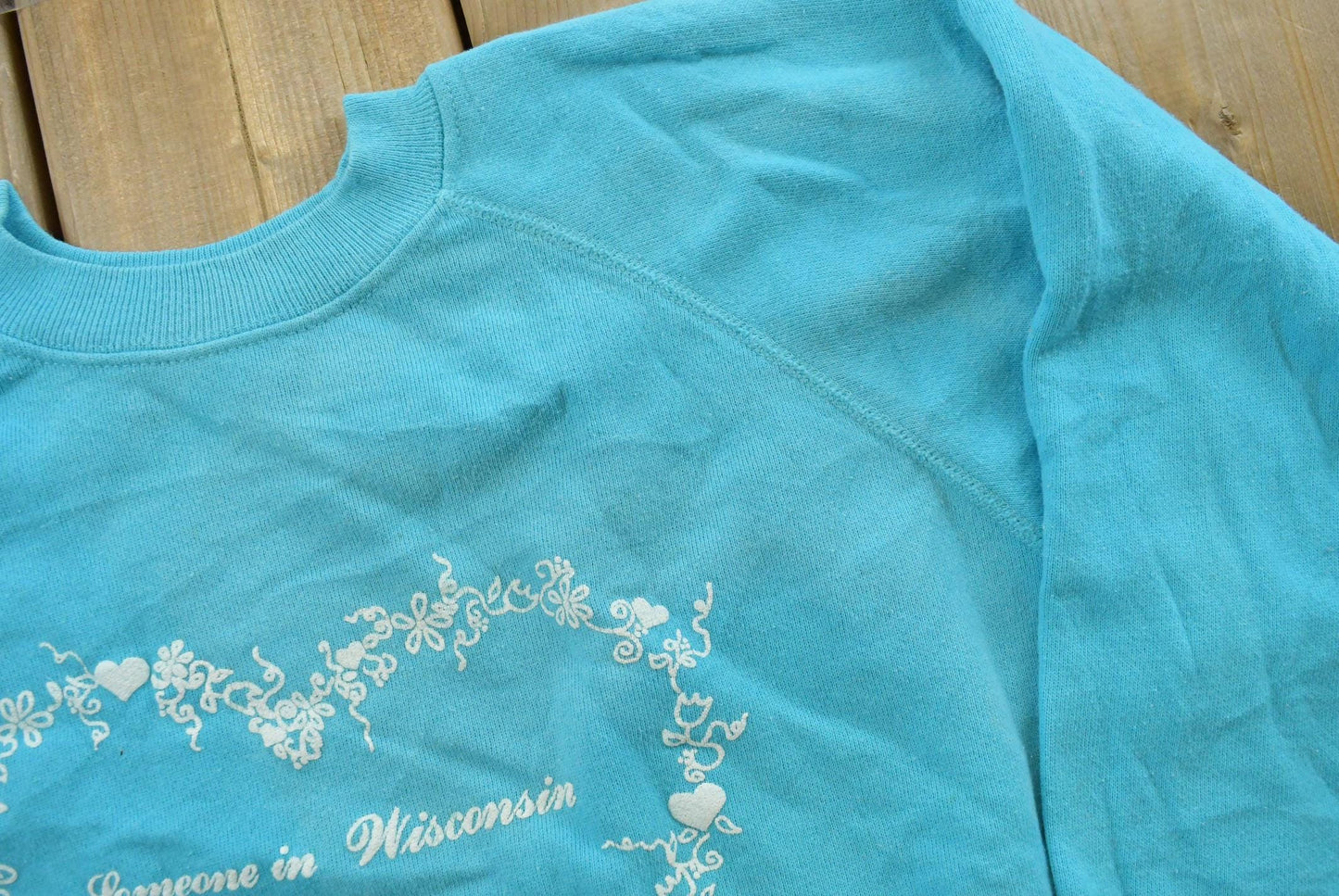 Vintage 1980s Hanes Wisconsin Love Raglan Crewneck Sweatshirt Men's S