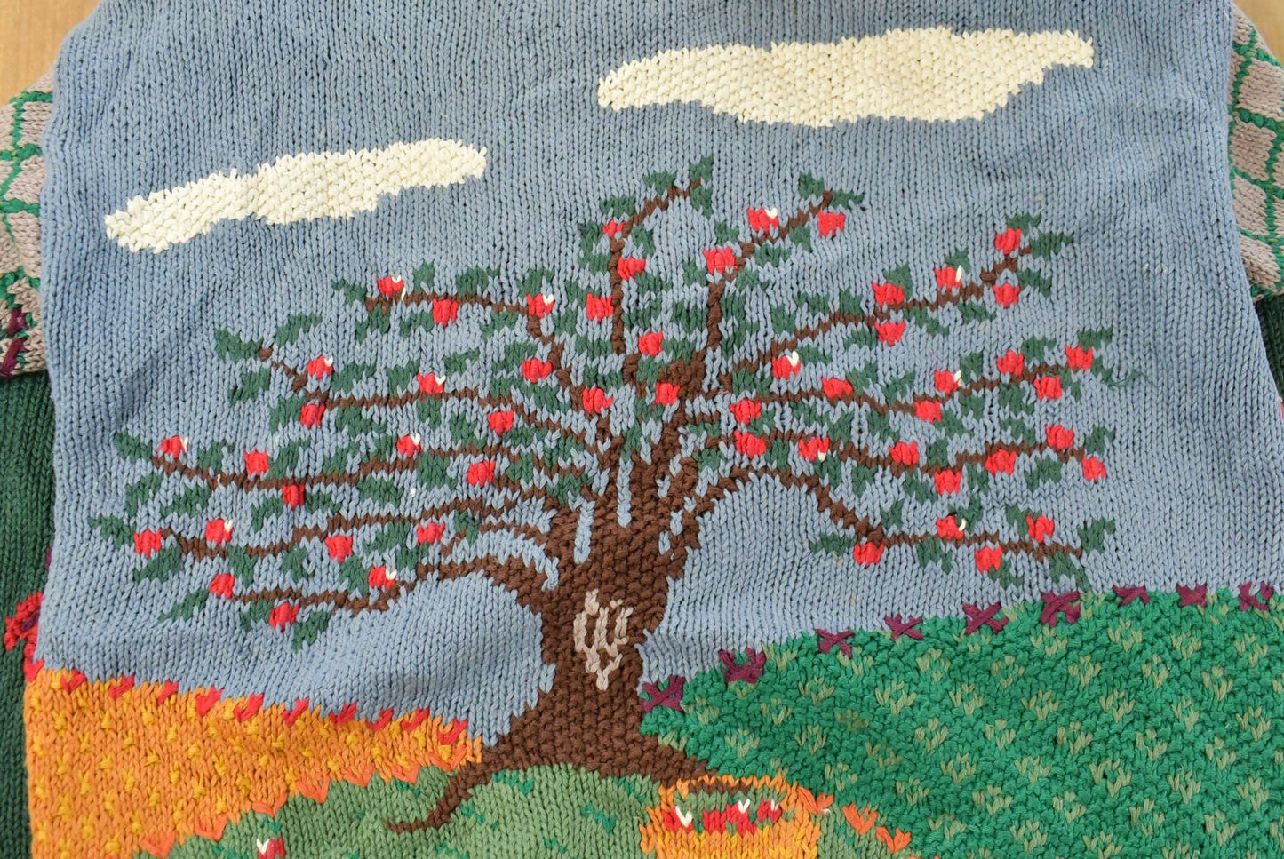 Vintage 1990s Hand Knitted Autumn Theme North Isle Cardigan Sweater Women's L