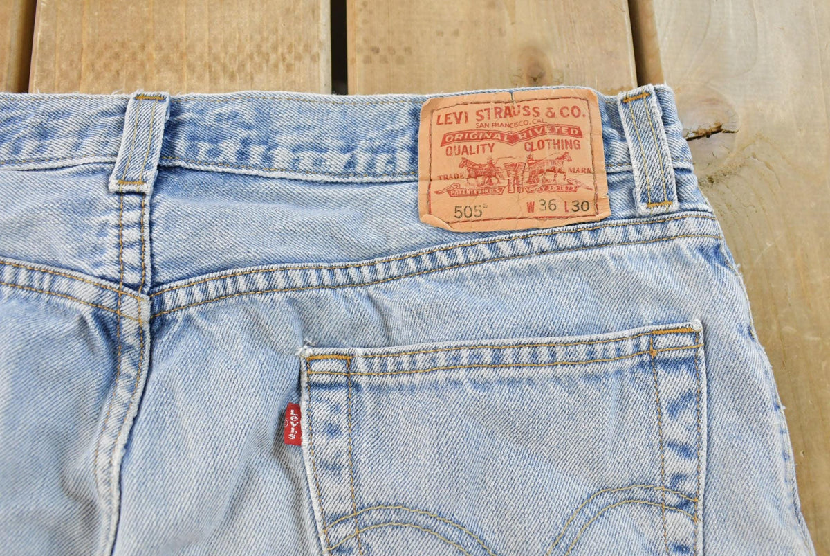 Vintage 2000s Levi's 505 Denim Jeans Men's 35 x 29
