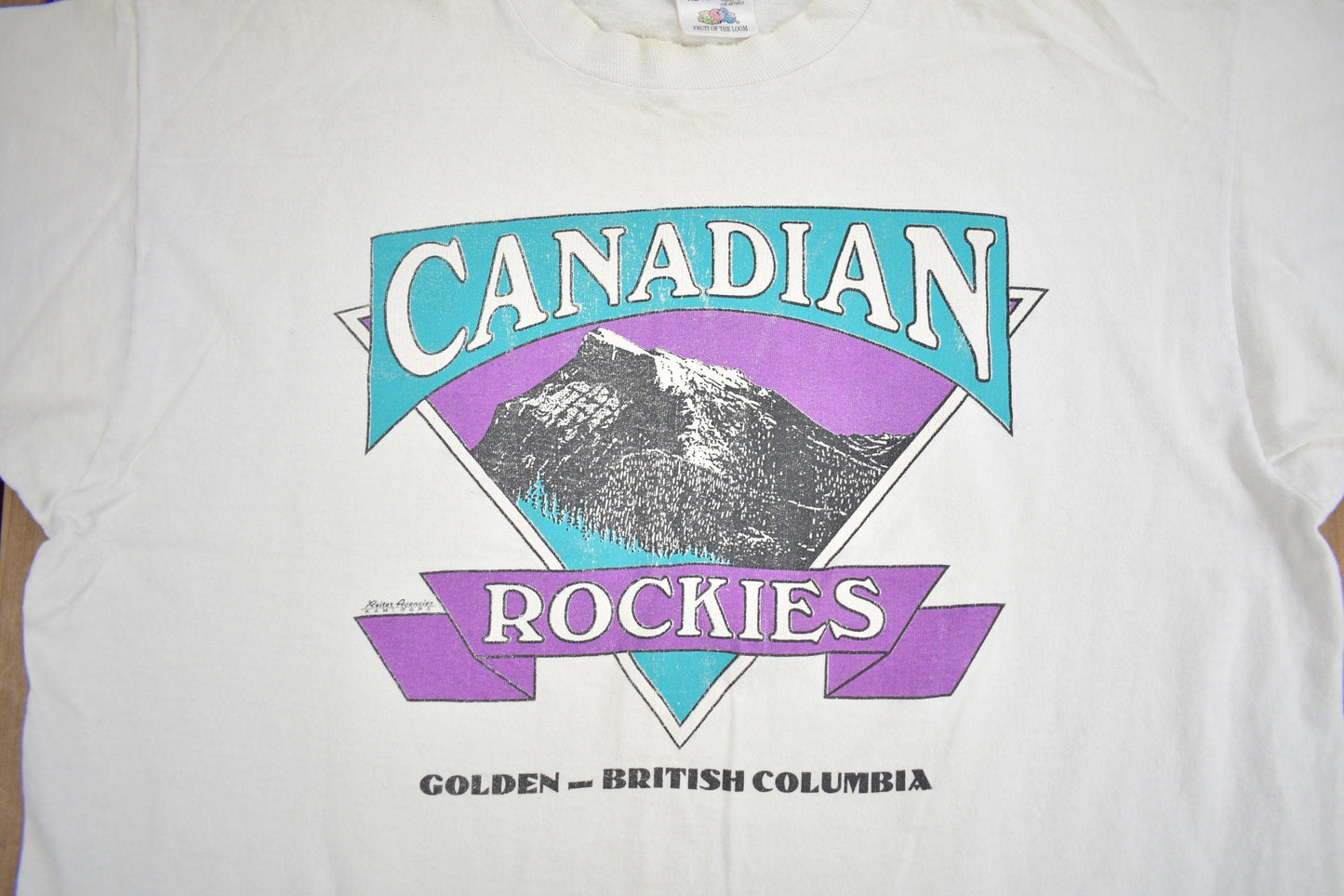 Vintage 1990s Canadian Rockies Golden British Columbia Souvenir T Shirt Men's XL