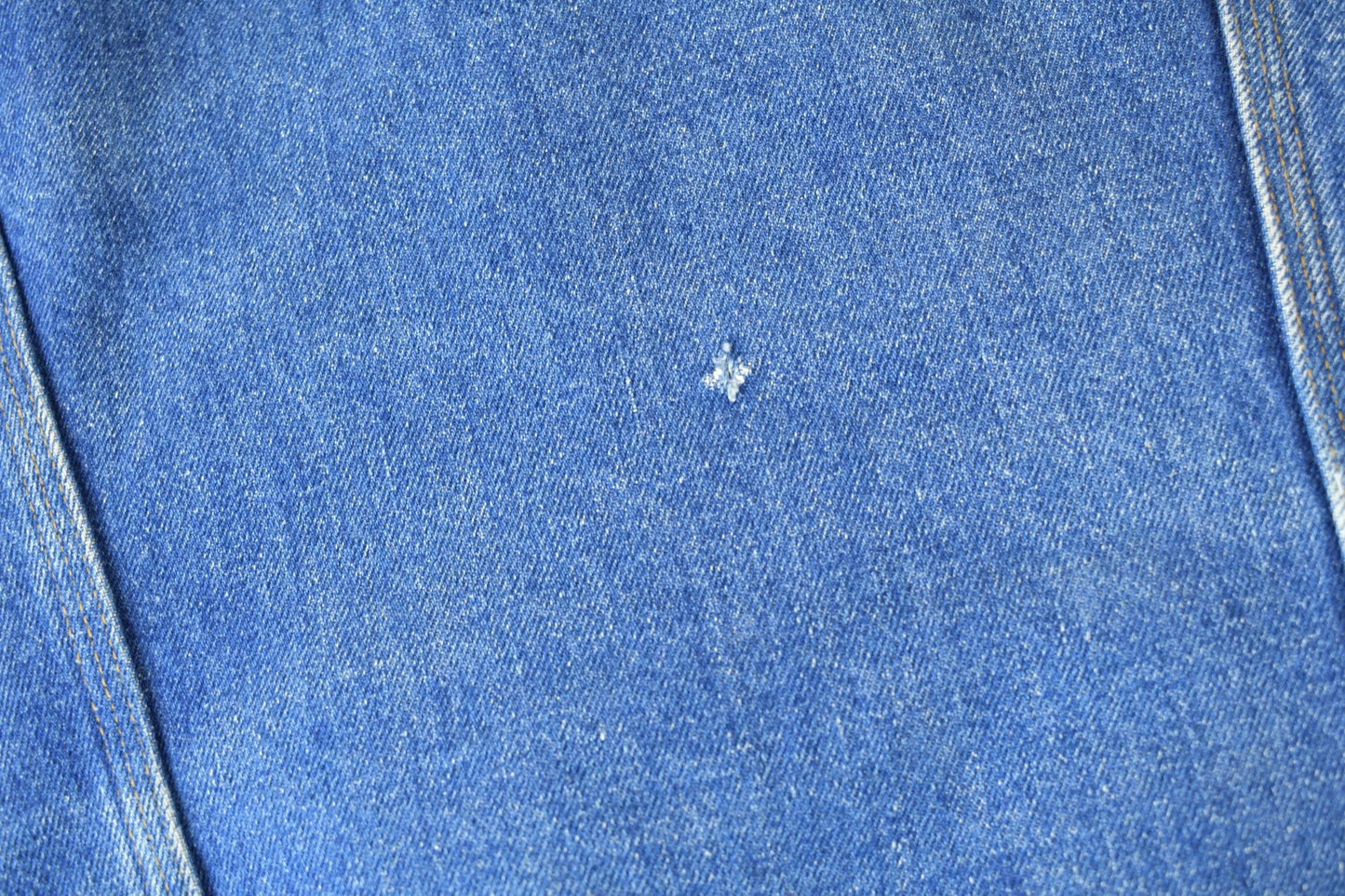 Carhartt Clothing > Gender Neutral Adult Clothing > Jackets & Coats Vintage 1980s Carhartt Medium Wash Jean Jacket Men's Medium