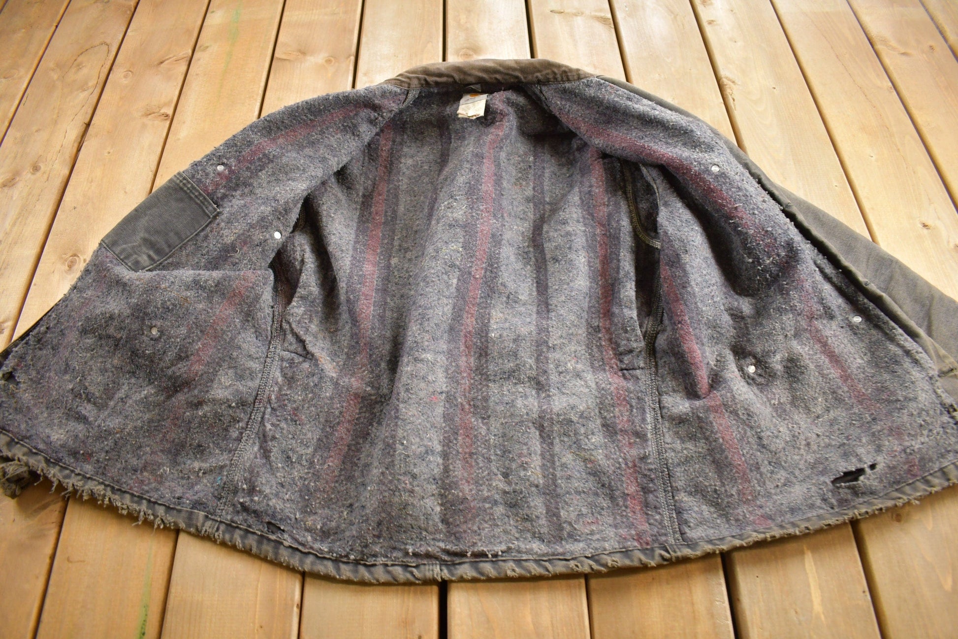 Carhartt Clothing > Gender Neutral Adult Clothing > Jackets & Coats Vintage 1990s Carhartt Blanket Lined Chore Coat Men's Large