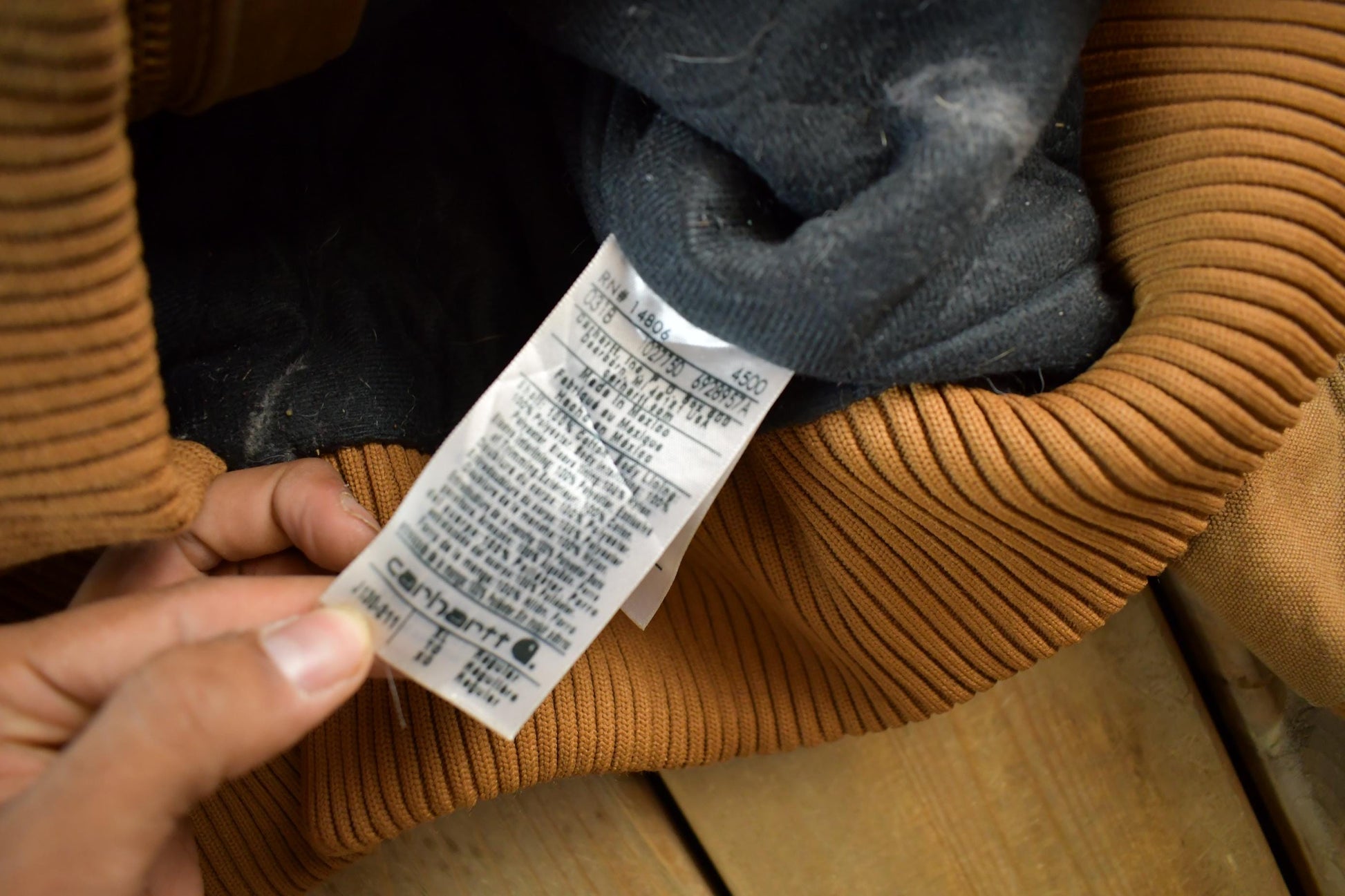 Carhartt Clothing > Gender Neutral Adult Clothing > Jackets & Coats Vintage 1990s Carhartt Canvas Hooded Jacket Men's XL