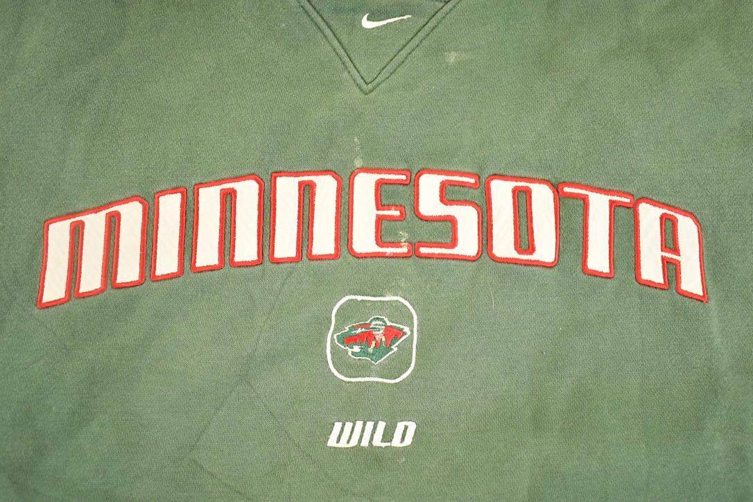 Vintage Y2K Minnesota Wild Nike Middle Swoosh Crewneck Sweatshirt Men's XL