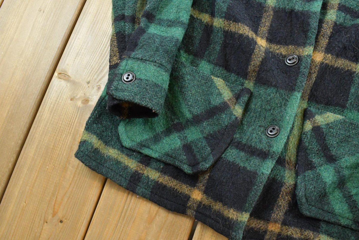 True Vintage 1970s Wool Flannel Over Shirt Shacket Men's S / Outdoors Hiking Button Up / 70s Plaid