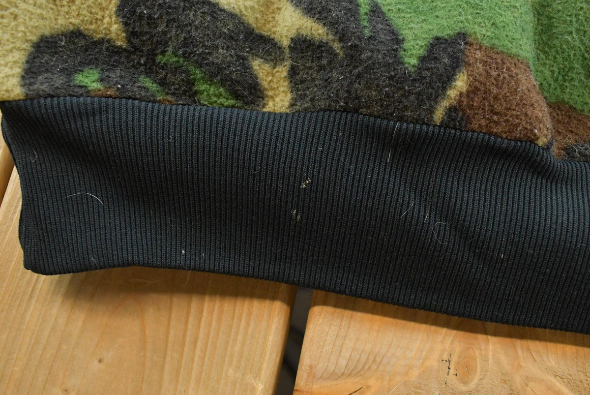 Vintage 1990s Woodland Camo Fleece Quarter Zip Up Sweatshirt Men's L
