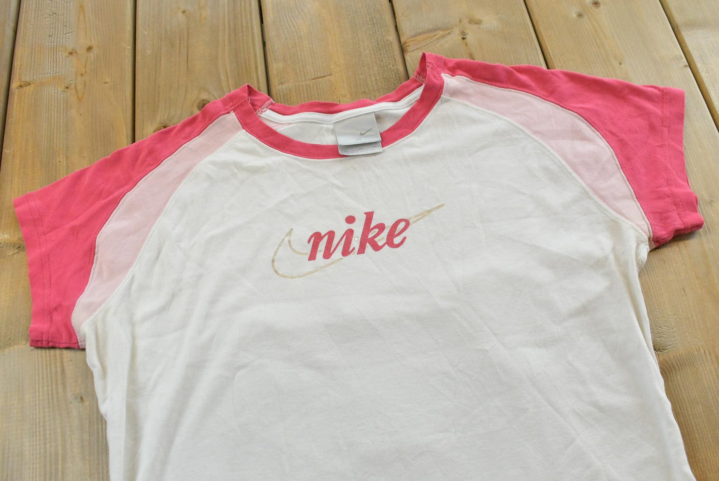 Vintage Y2K Nike Graphic Baby Tee T-Shirt Womens L
