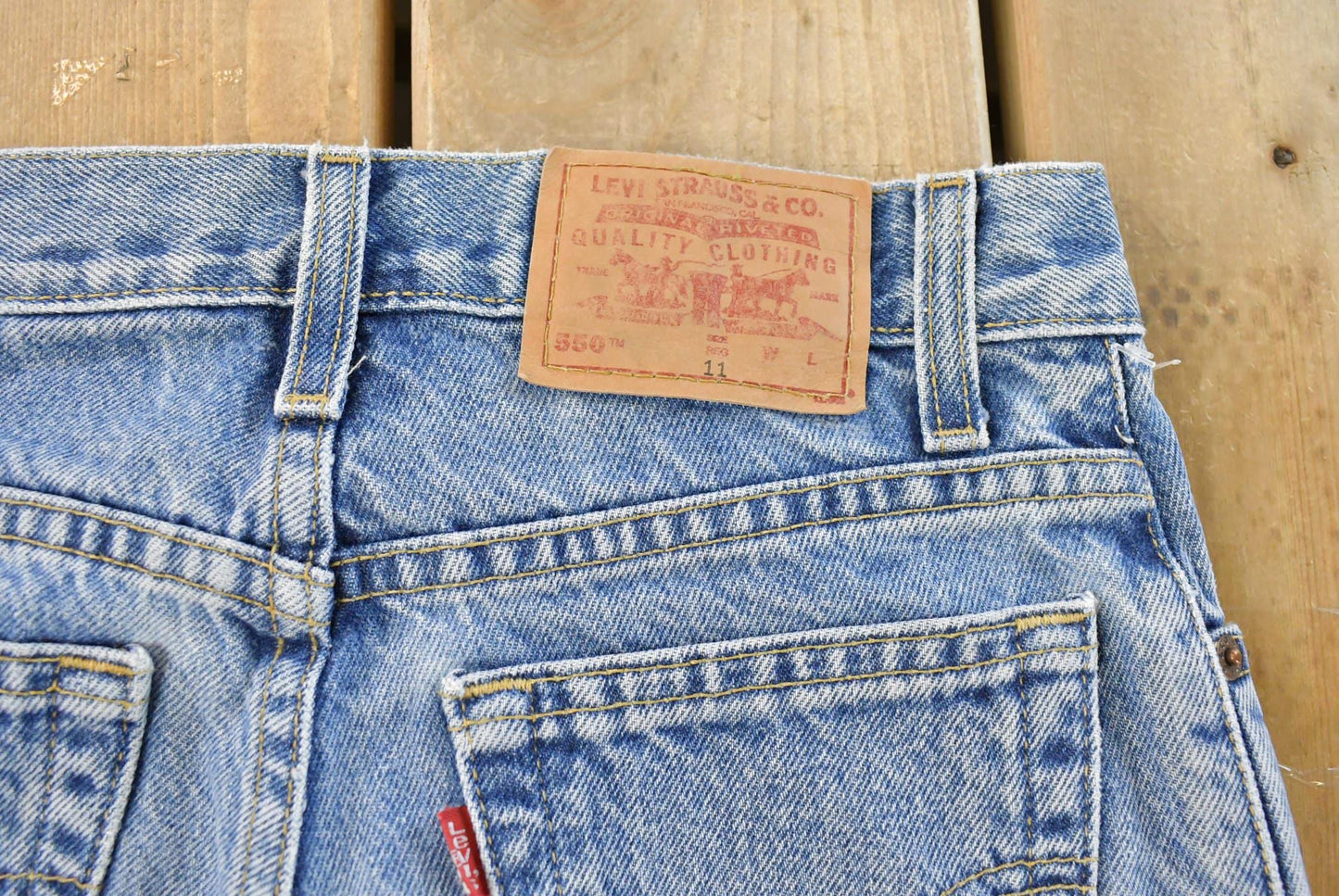 Vintage 1990s Levi's 550 Relaxed Fit Denim Jeans Women's 25 x 25