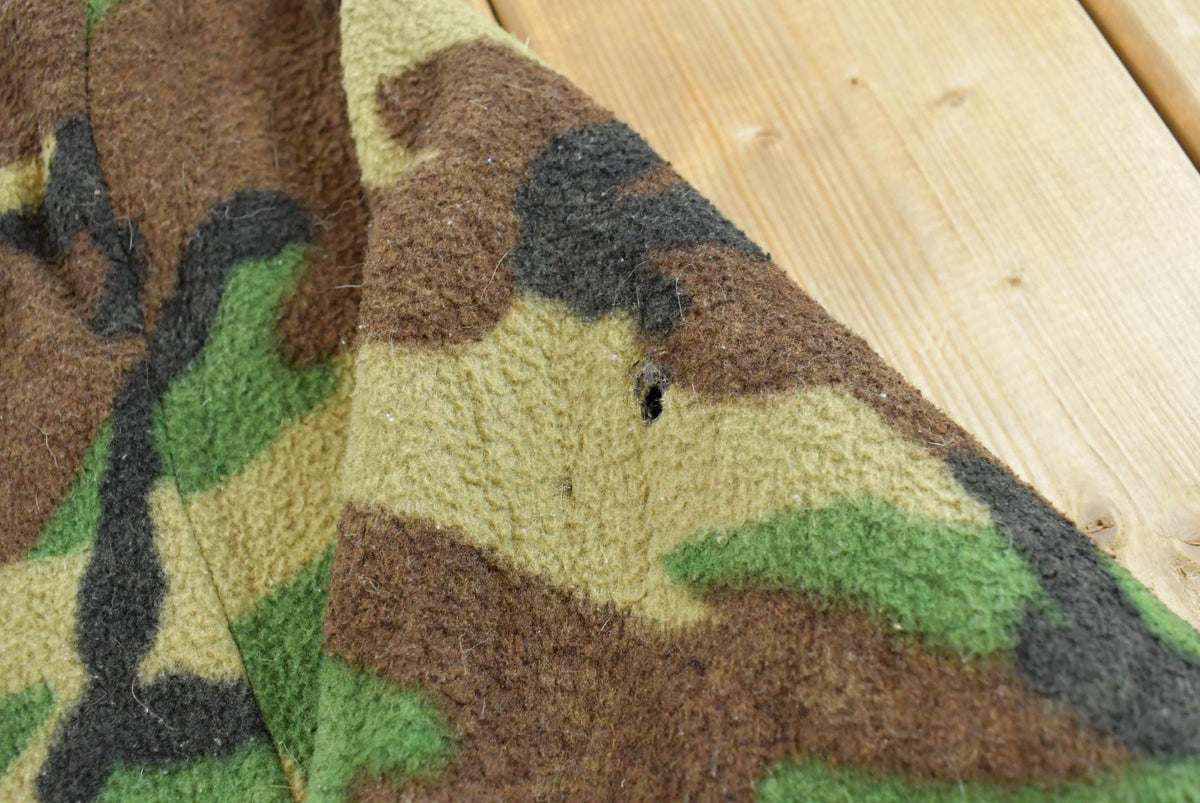 Vintage 1990s Woodland Camo Fleece Quarter Zip Up Sweatshirt Men's L