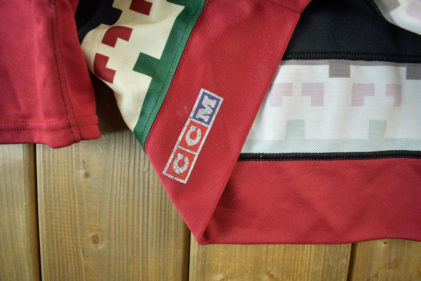 CCM Clothing > Men's Clothing > Sports & Fitness Vintage 1990s Phoenix Coyotes NHL Hockey Jersey