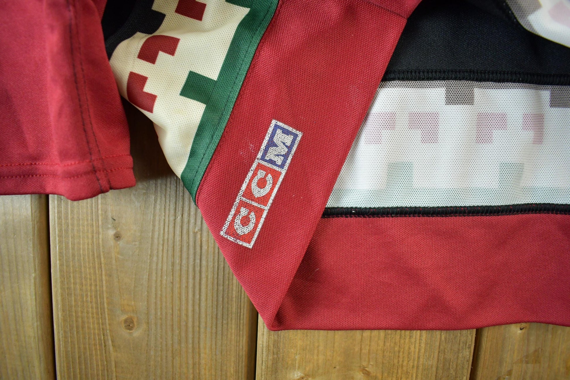CCM Clothing > Men's Clothing > Sports & Fitness Vintage 1990s Phoenix Coyotes NHL Hockey Jersey
