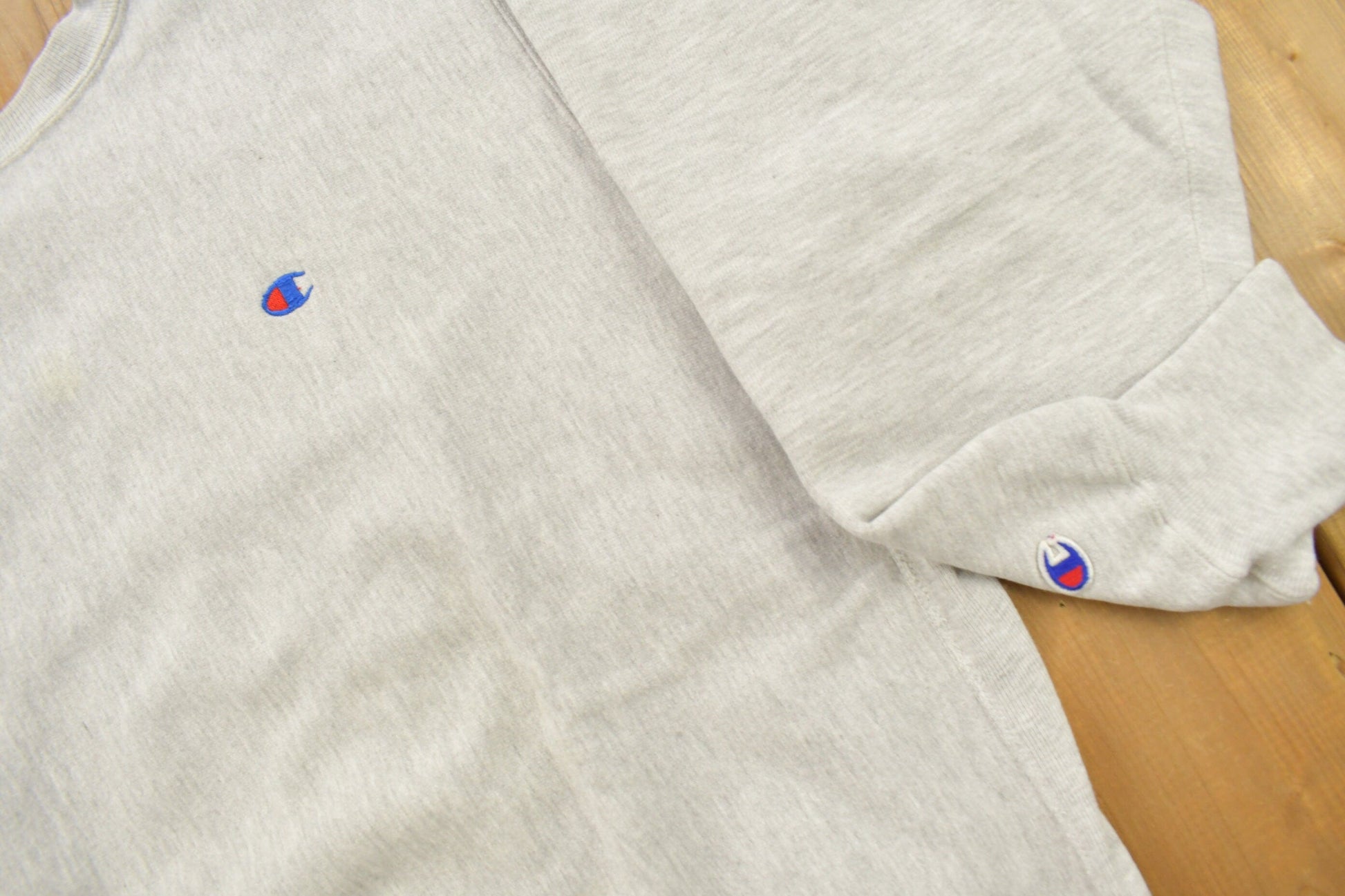 Champion Clothing > Gender Neutral Adult Clothing > Hoodies & Sweatshirts > Sweatshirts Vintage 1990s Blank Grey Champion Reverse Weave Crewneck / Vintage Champion / Vintage Pullover / Streetwear /Made In USA / Sportswear