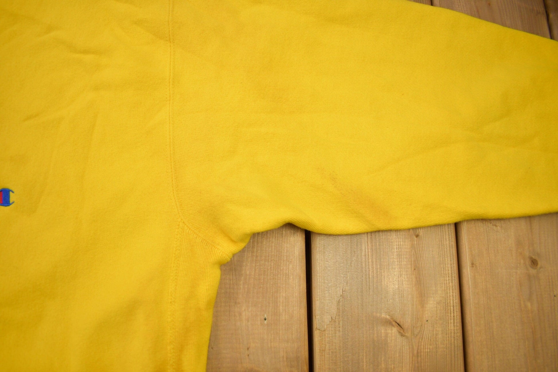 Champion Clothing > Gender Neutral Adult Clothing > Hoodies & Sweatshirts > Sweatshirts Vintage 1990s Blank Yellow Champion Reverse Weave Crewneck Men's Large