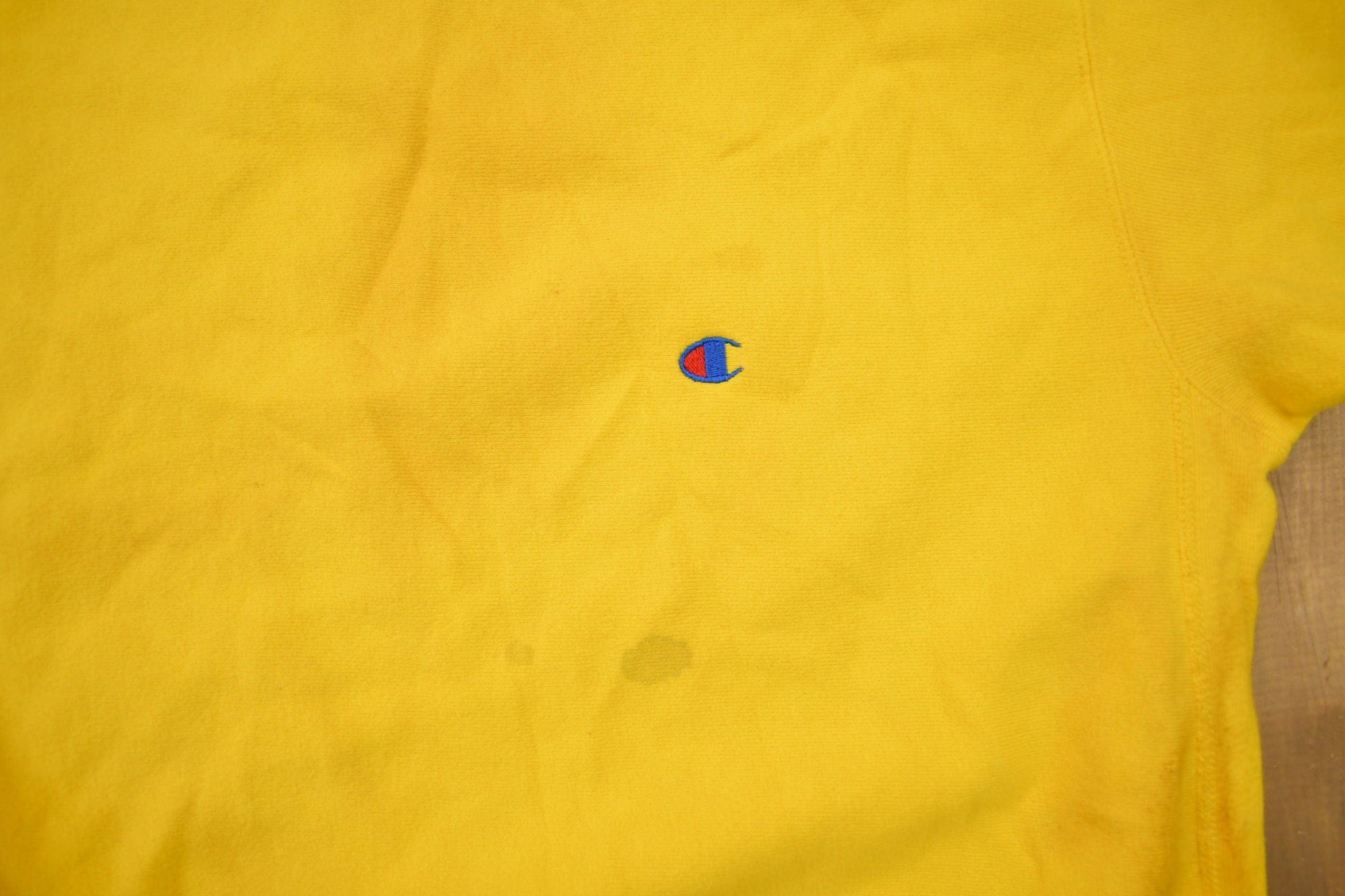 Champion Clothing > Gender Neutral Adult Clothing > Hoodies & Sweatshirts > Sweatshirts Vintage 1990s Blank Yellow Champion Reverse Weave Crewneck Men's Large