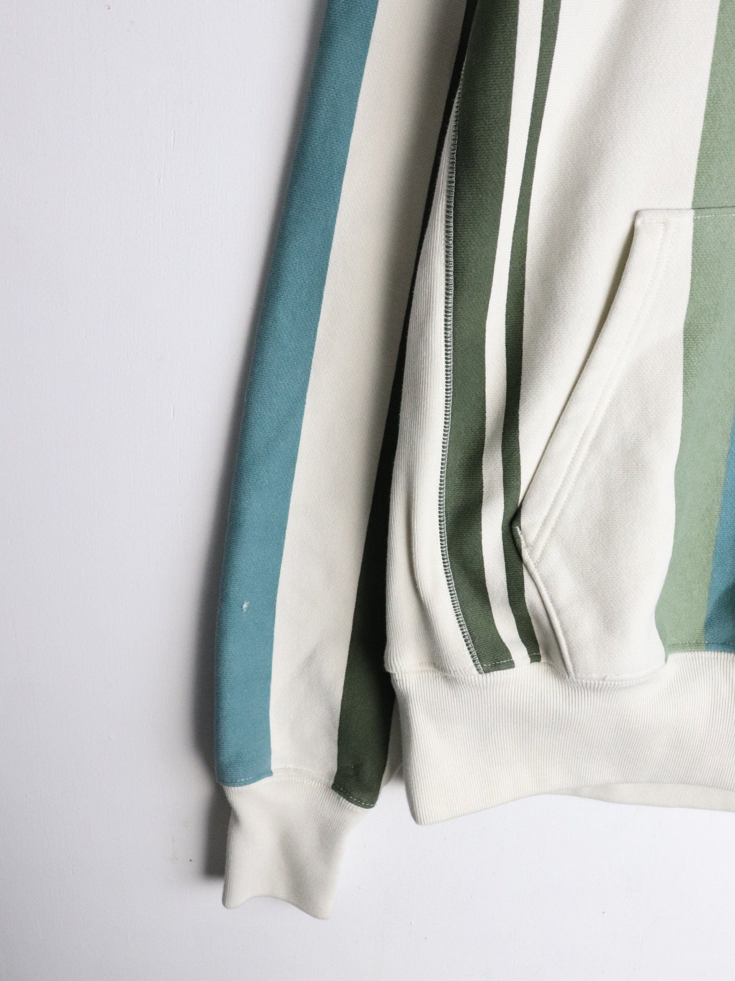 Champion Sweatshirt Mens Medium White Reverse Weave Hoodie from propervintagecanada