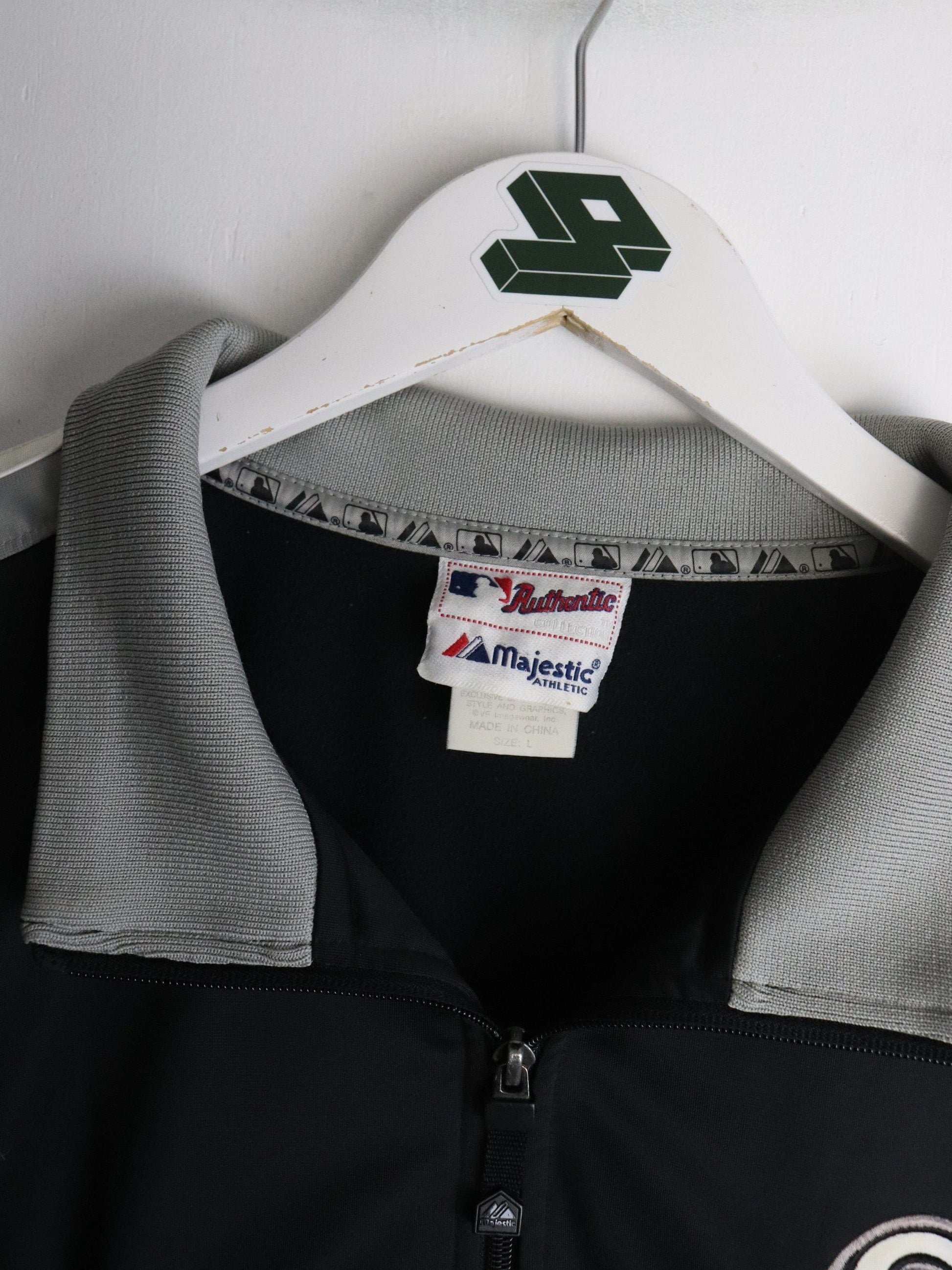 Chicago White Sox Track Jacket Mens XL Black MLB from propervintagecanada