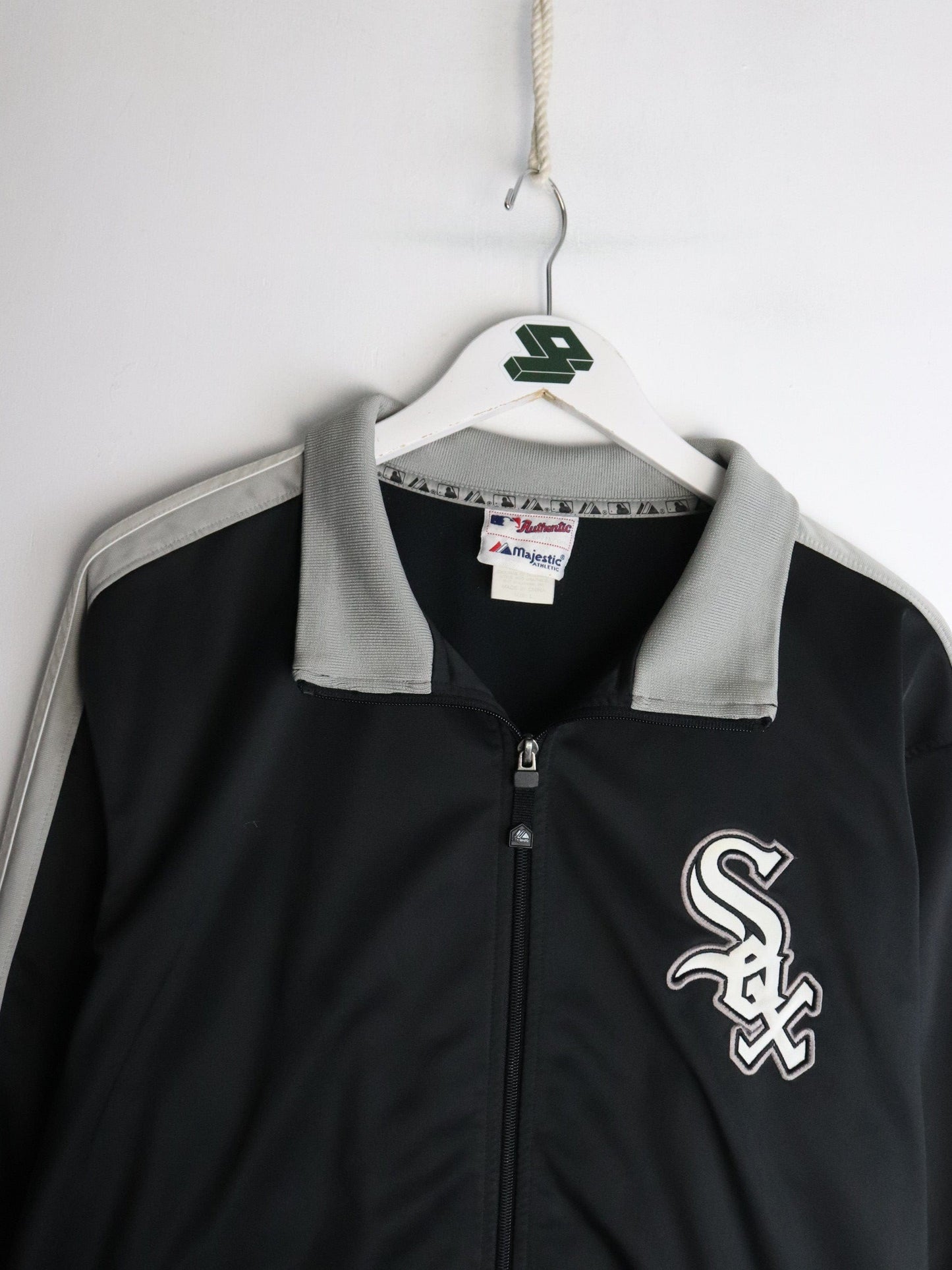 Chicago White Sox Track Jacket Mens XL Black MLB from propervintagecanada