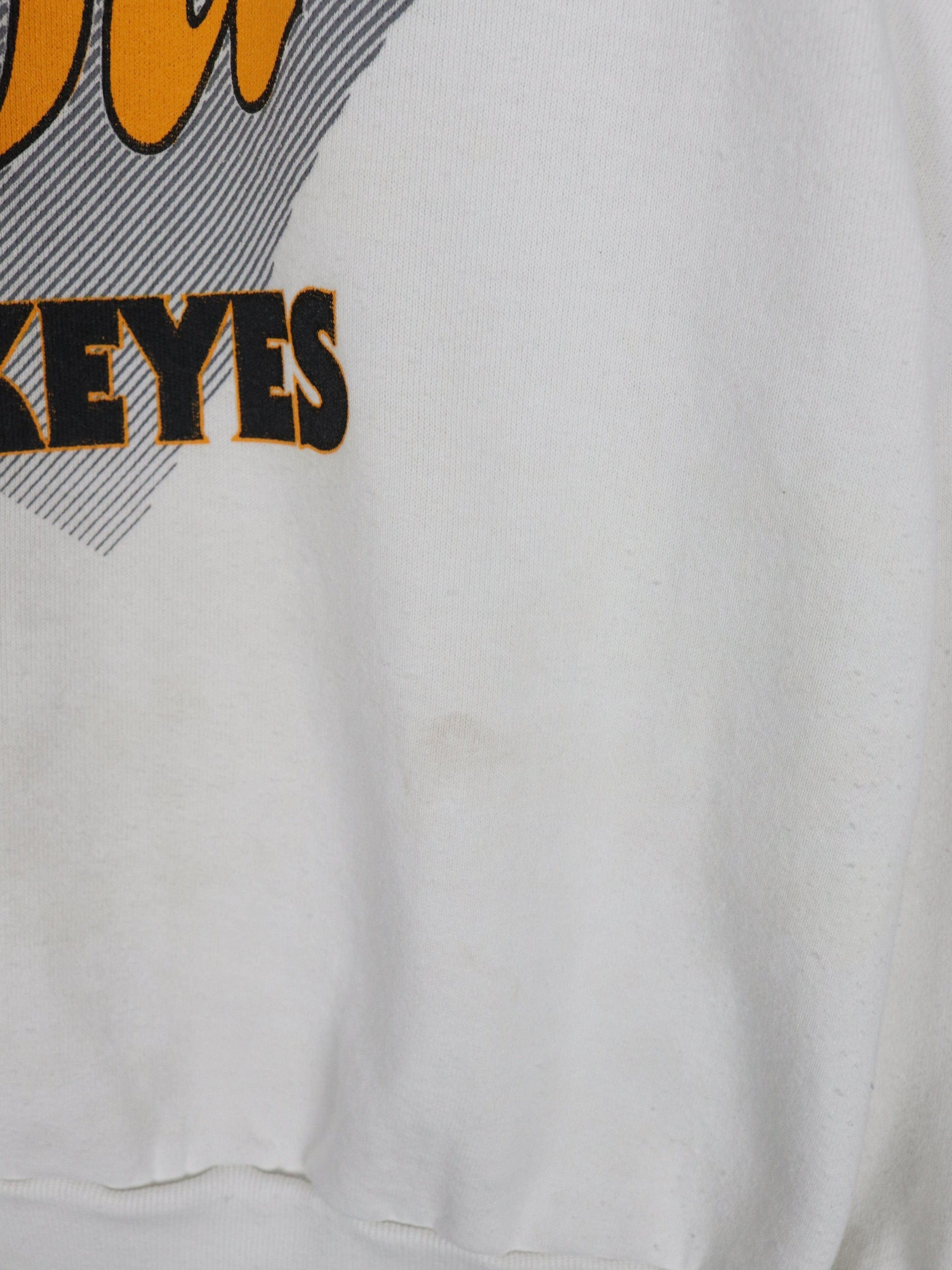 Collegiate Sweatshirts & Hoodies Vintage Iowa Hawkeyes Sweatshirt Mens Small White College