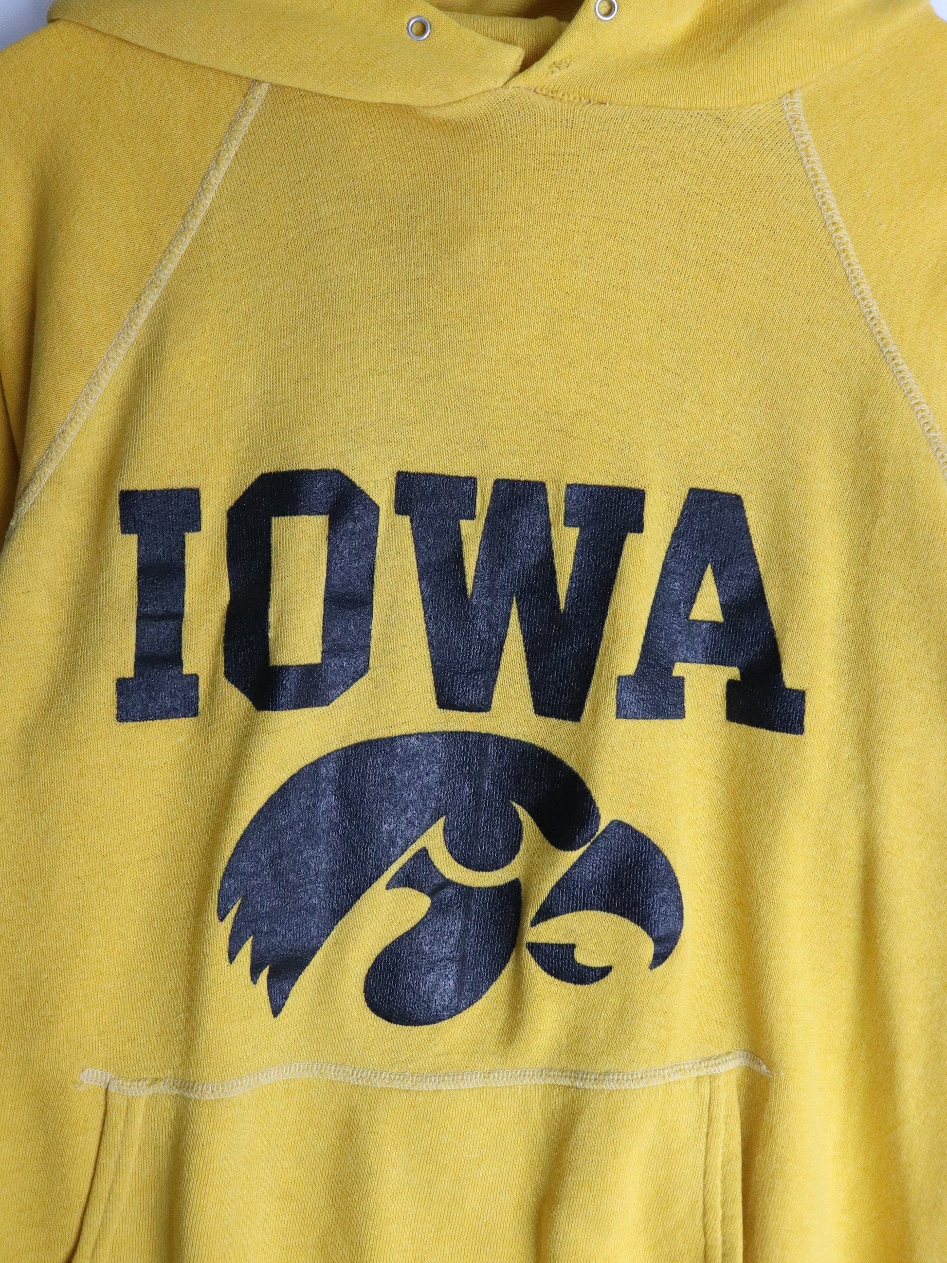 Collegiate Sweatshirts & Hoodies Vintage Iowa State Hawkeyes Sweatshirt Mens Small Yellow Colege Hoodie