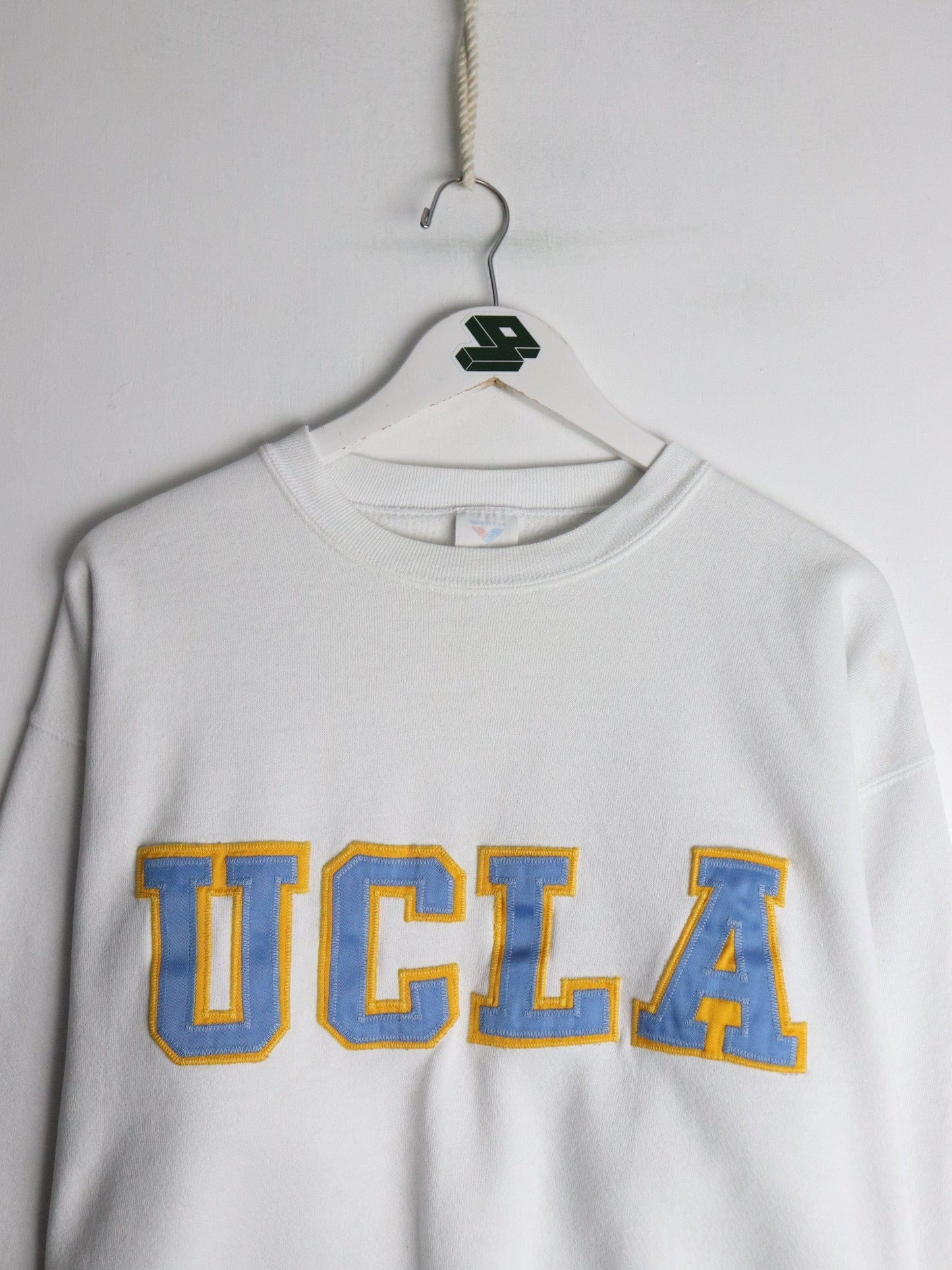 Collegiate Sweatshirts & Hoodies Vintage UCLA Bruins Sweatshirt Fits Mens Large White College