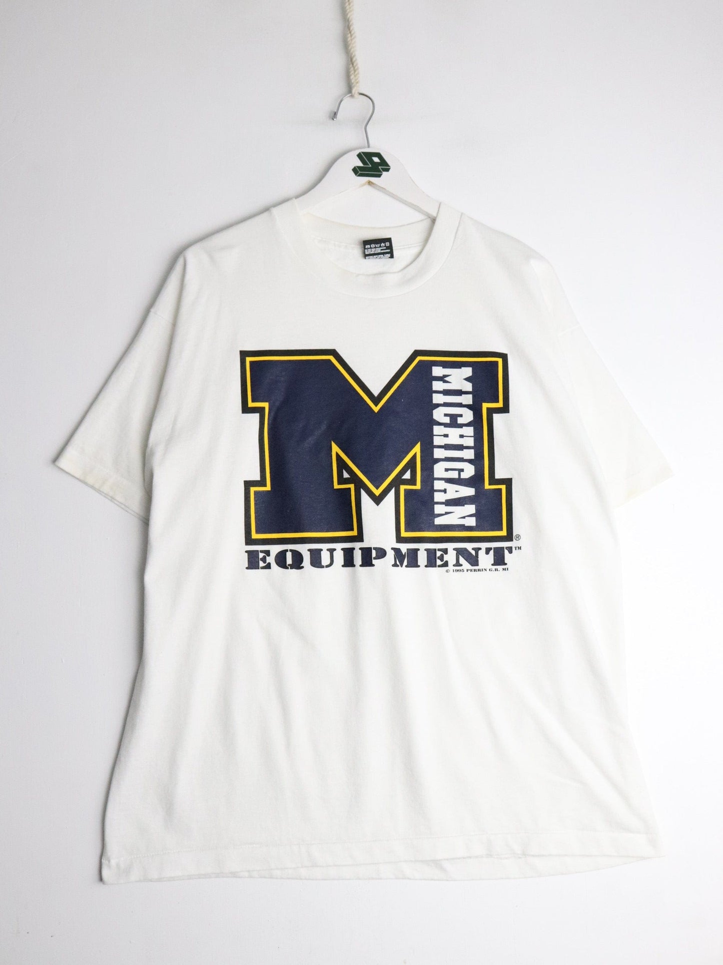 Collegiate T-Shirts & Tank Tops Vintage Michigan Wolverines T Shirt Mens XL White 90s College