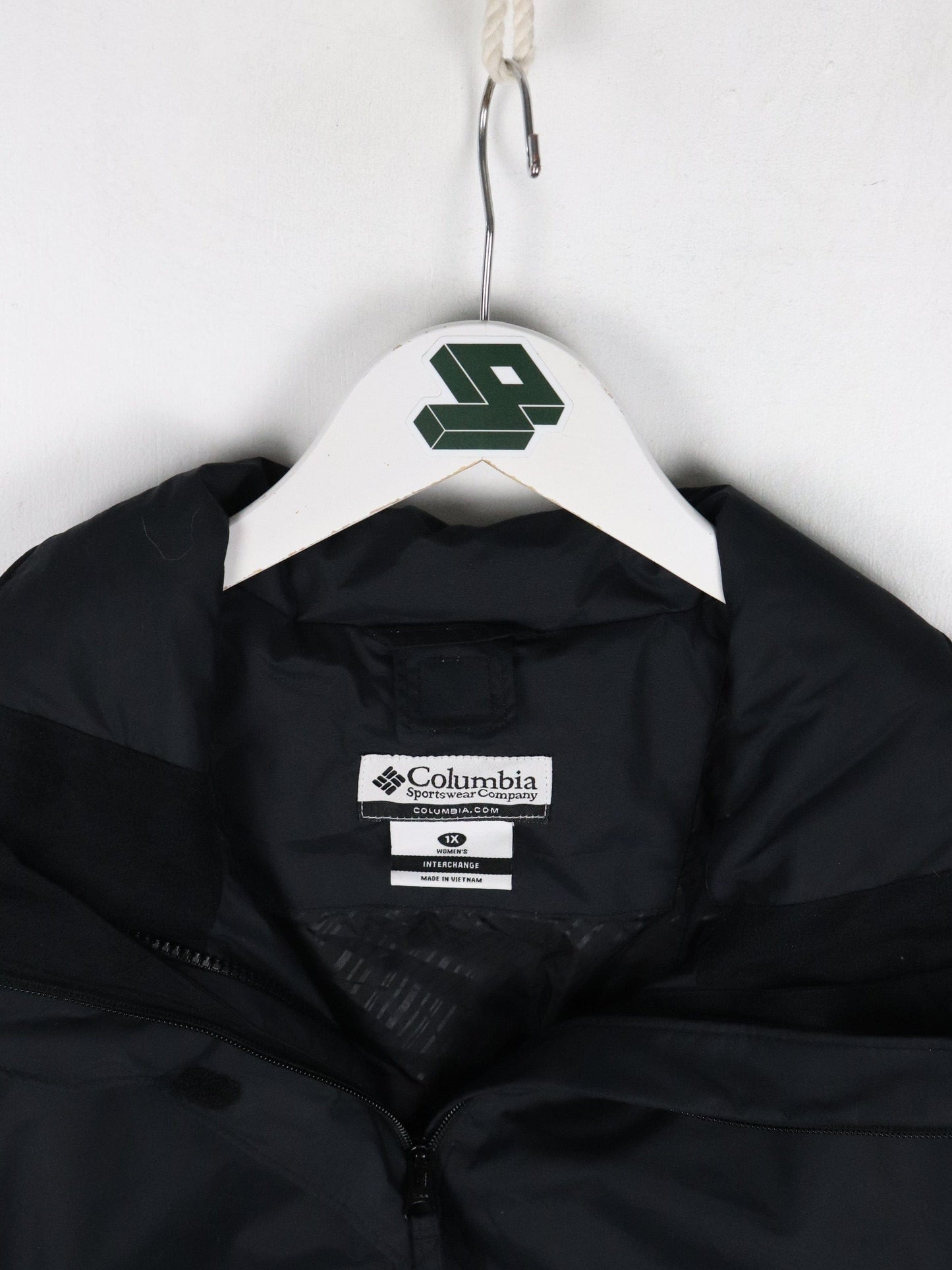 Columbia Jacket Womens 1X Black Ski from propervintagecanada