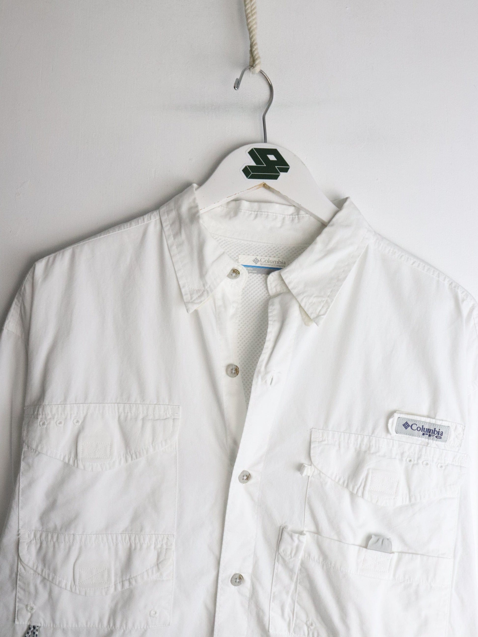 Columbia Shirt Mens Medium White PFG Fishing Button Up from propervintagecanada