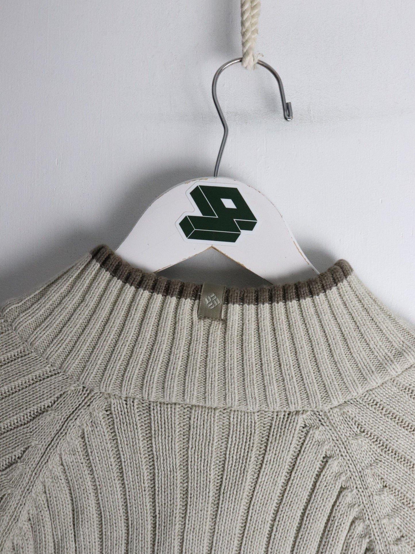 Columbia Sweater Mens Medium Beige Knit from propervintagecanada