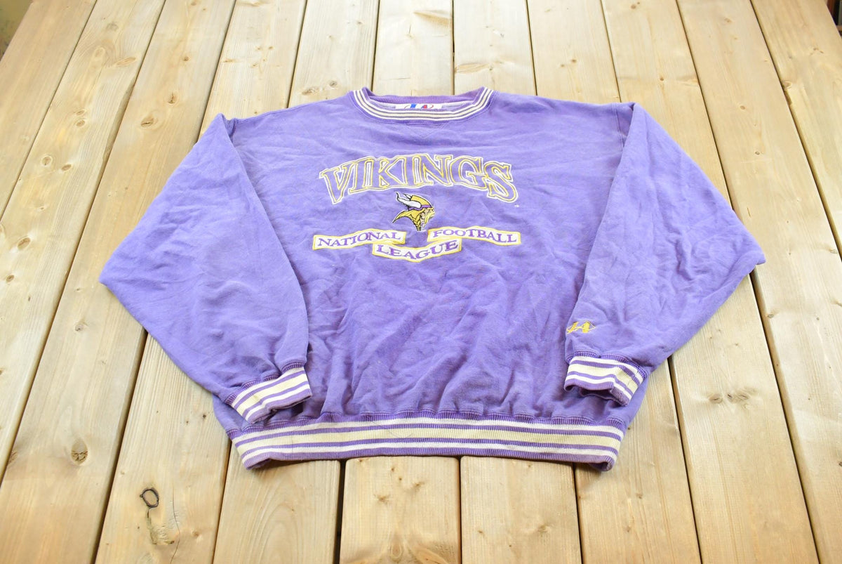 Vintage 1990s Logo Athletic Minnesota Vikings Embroidered Crewneck Sweatshirt Men's L / 90s NFL Football / Sportswear / Streetwear