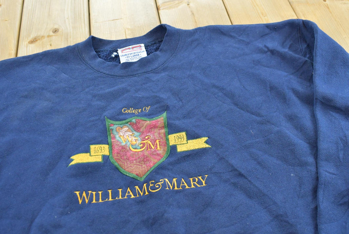 Vintage 1990s College William & Mary Collegiate University Embroidered Crewneck Sweatshirt Men's XL