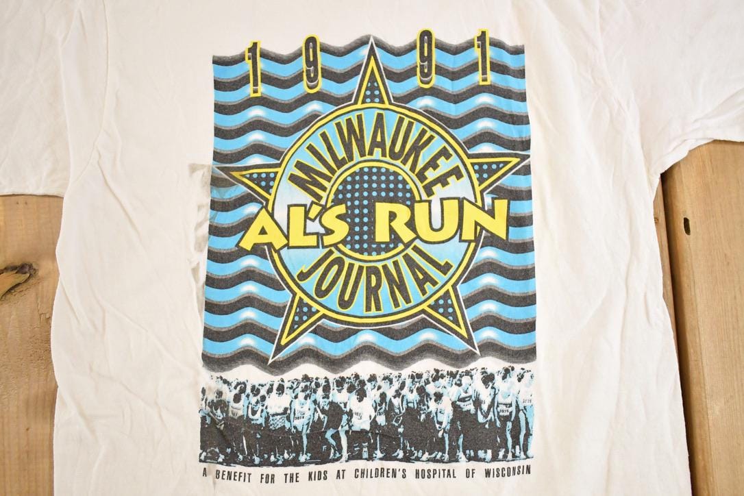 Vintage 1990's ALS Run Milwaukee Journal Souvenir Travel T-Shirt Mens S