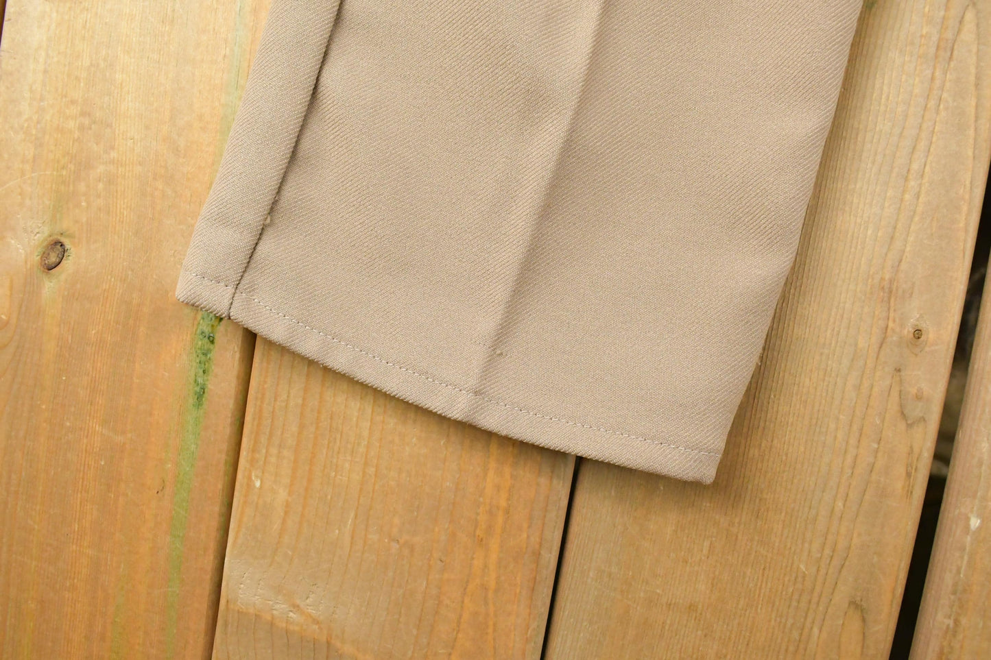 Vintage 80s Wrangler Cowboy Rancher Pants Pleated Beige Slacks Men's 35 x 31