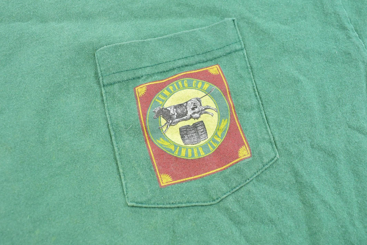 Vintage 1990s Trader Joe's Jumping Cow Amber Ale Souvenir T-Shirt Mens L