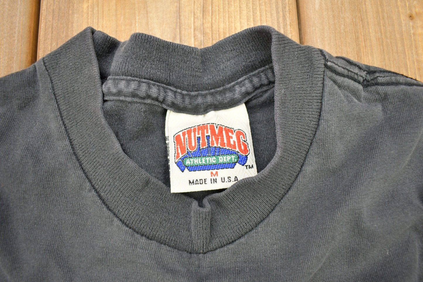 Vintage 1990s Chicago Bulls NBA Triple Threat Jordan Rodman Pippen Graphic T-Shirt Youth M