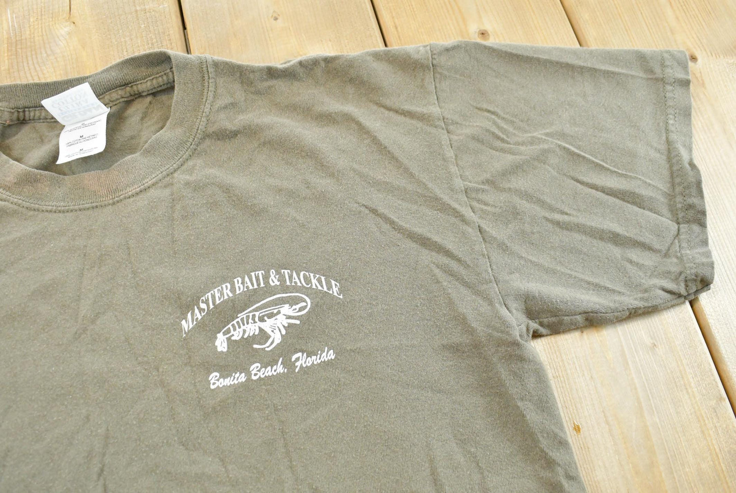 Vintage 2000s Master Bait Tackle Bonita Beach Florida Souvenir Travel T-Shirt Men's XL Men's Medium