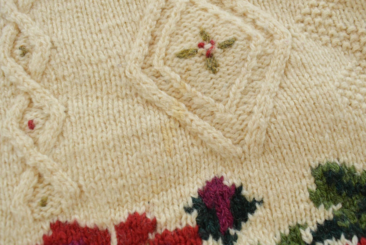 Vintage 1990s LL Bean Floral Pattern Embroidered Cable Knit Wool Sweater Men's XL