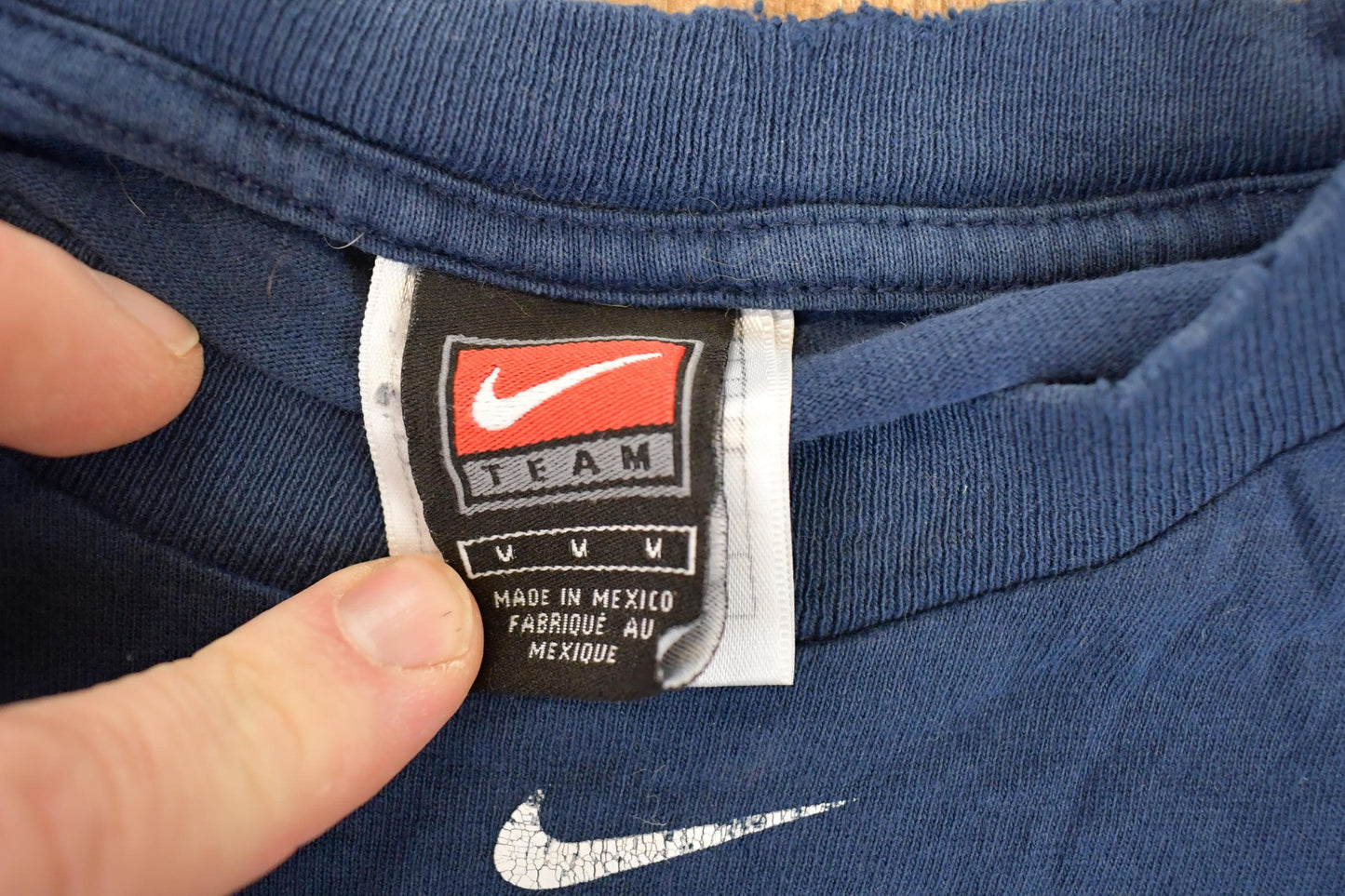 Vintage Y2K Nike Centre Swoosh UNH Hockey Graphic Print Crew Neck Shirt Men's M