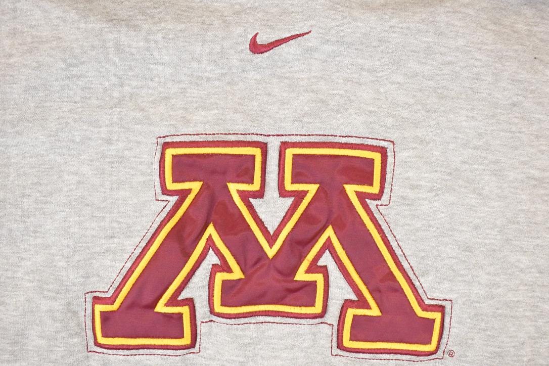 Vintage Y2K Nike Minnesota Centre Swoosh University Hoodie Sweater Men's XXL