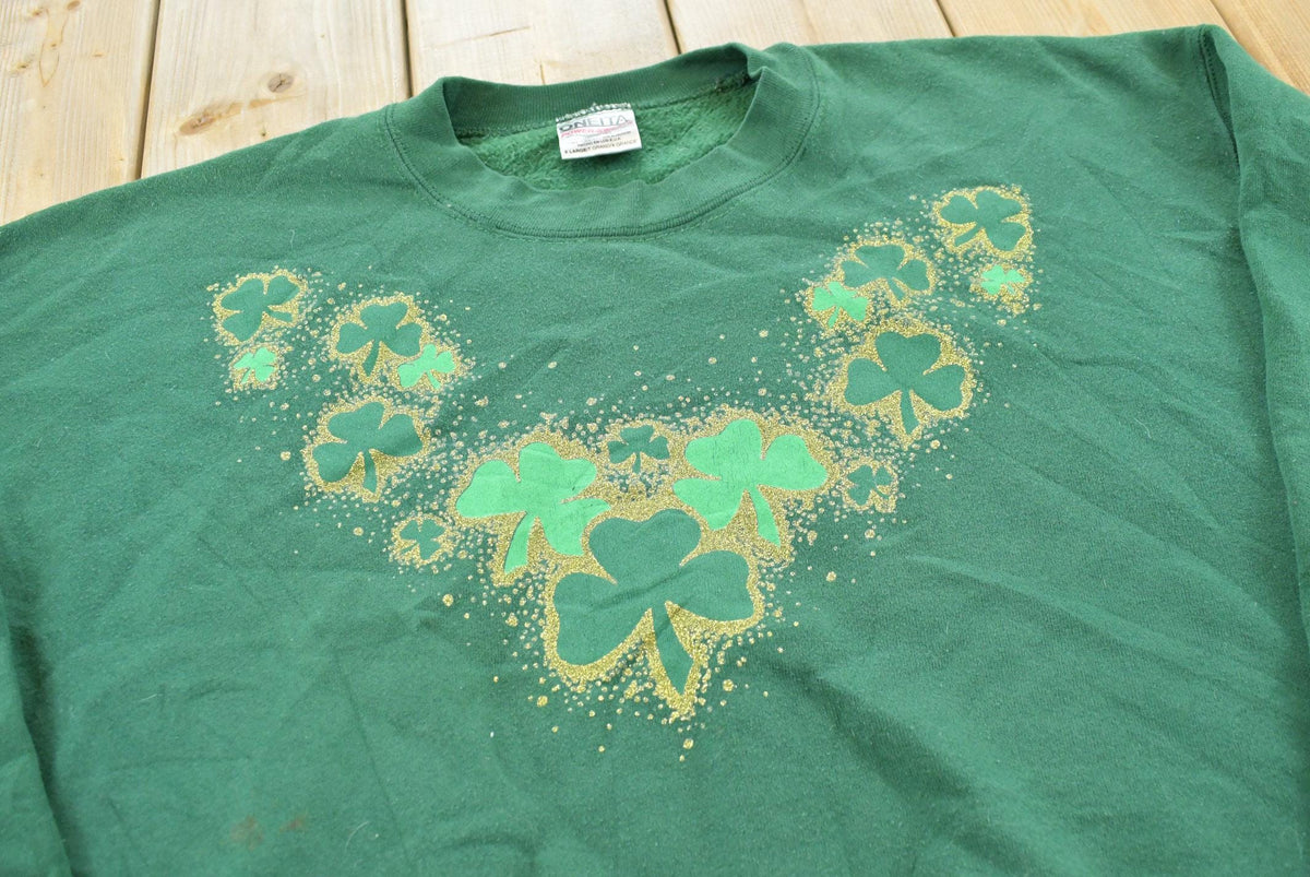 Vintage 1990s Clover St Pattys Day Irish Crewneck Sweatshirt Men's L