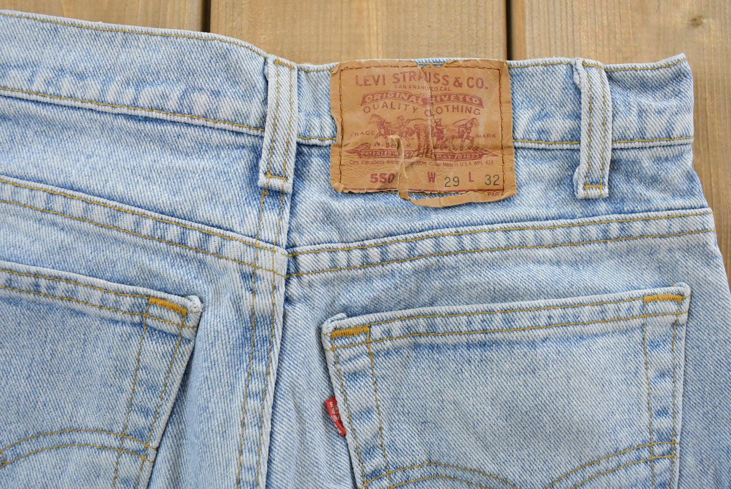 Vintage 1990s Levi's 550 Relaxed Tapered Denim Jeans Women's 28 x 31