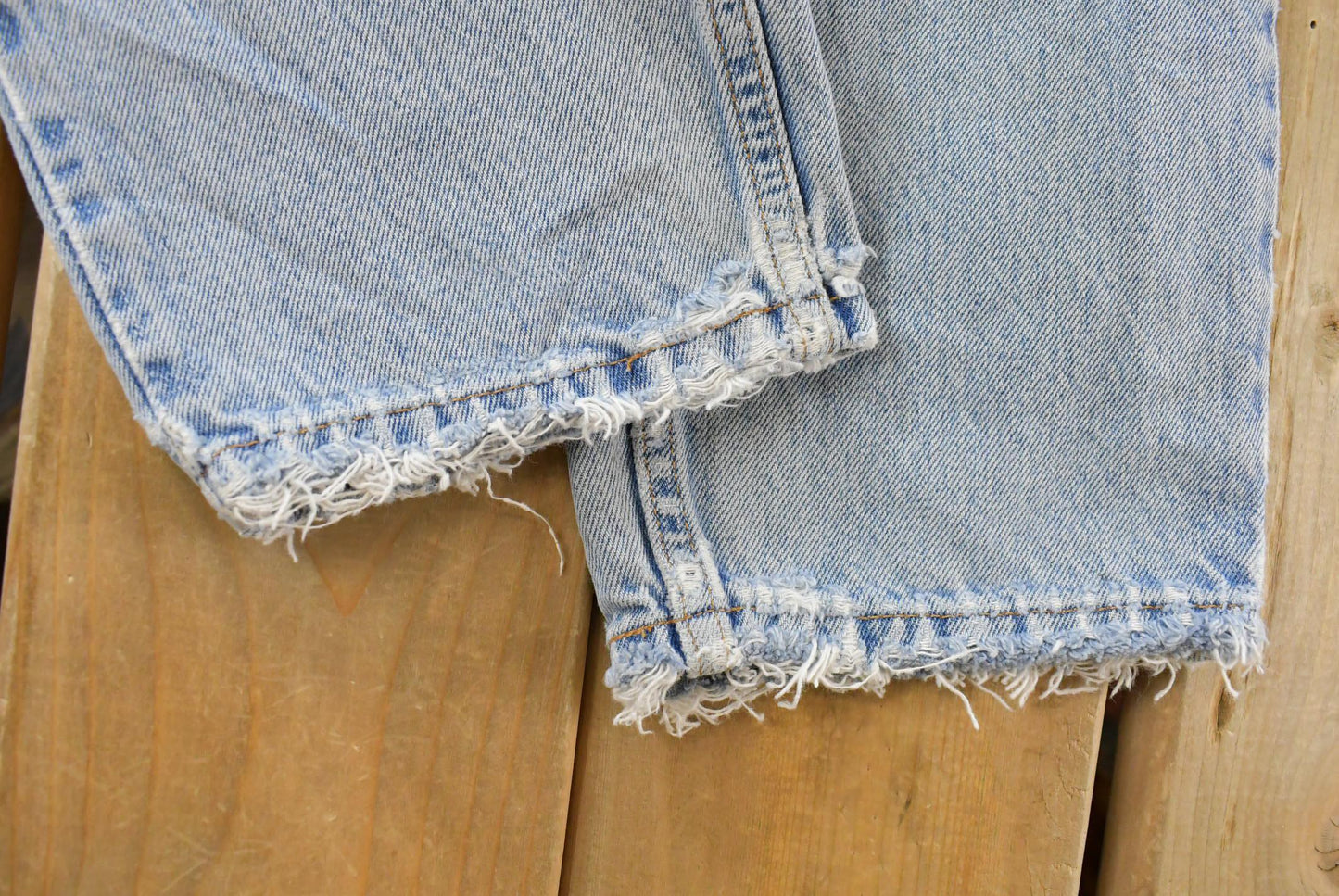 Vintage 1990s Levi's 560 Loose Tapered Denim Jeans Men's 26 x 31