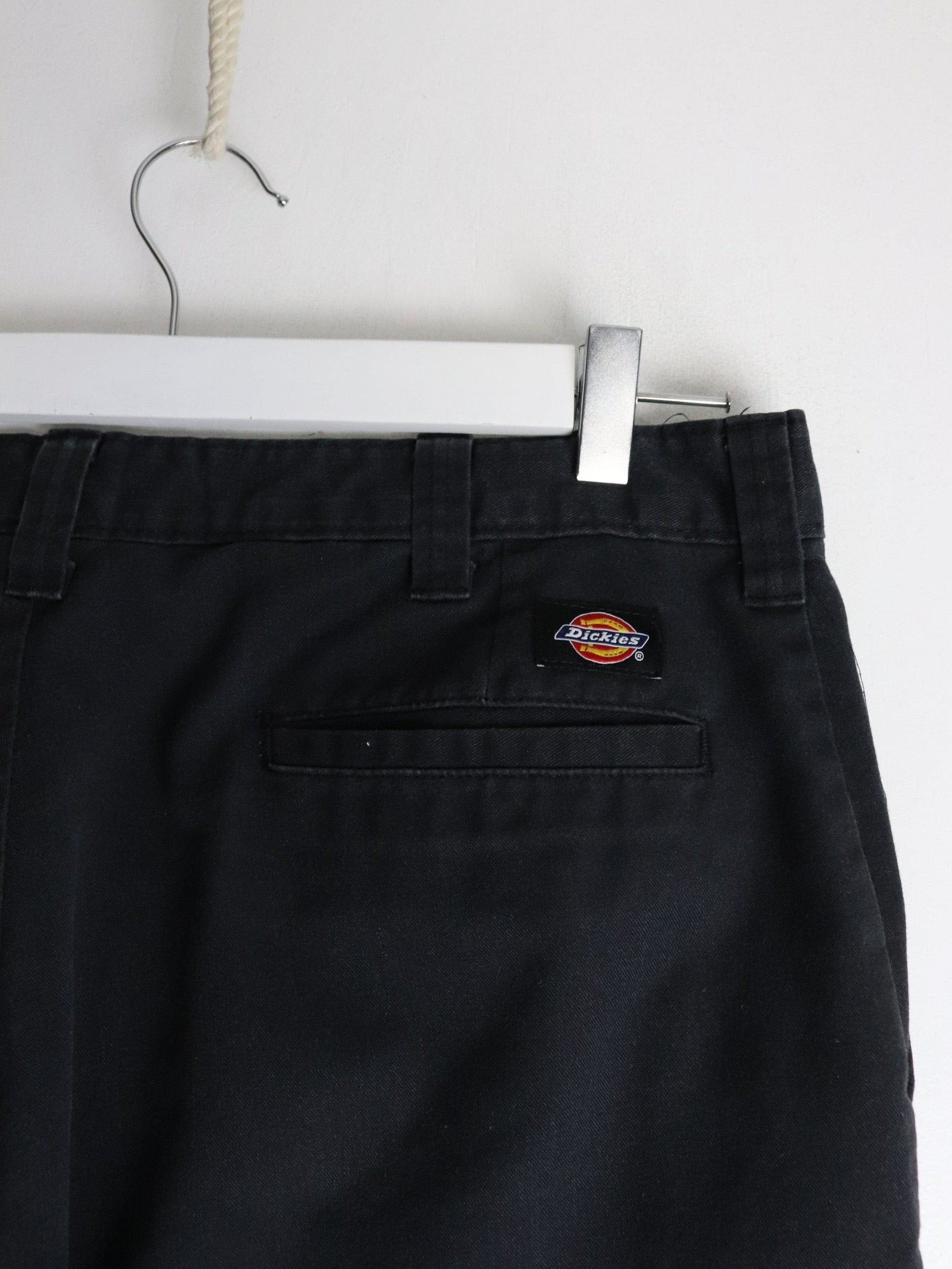 Dickies Pants Fits Mens 38 x 31 Cargo Flex Chino from propervintagecanada