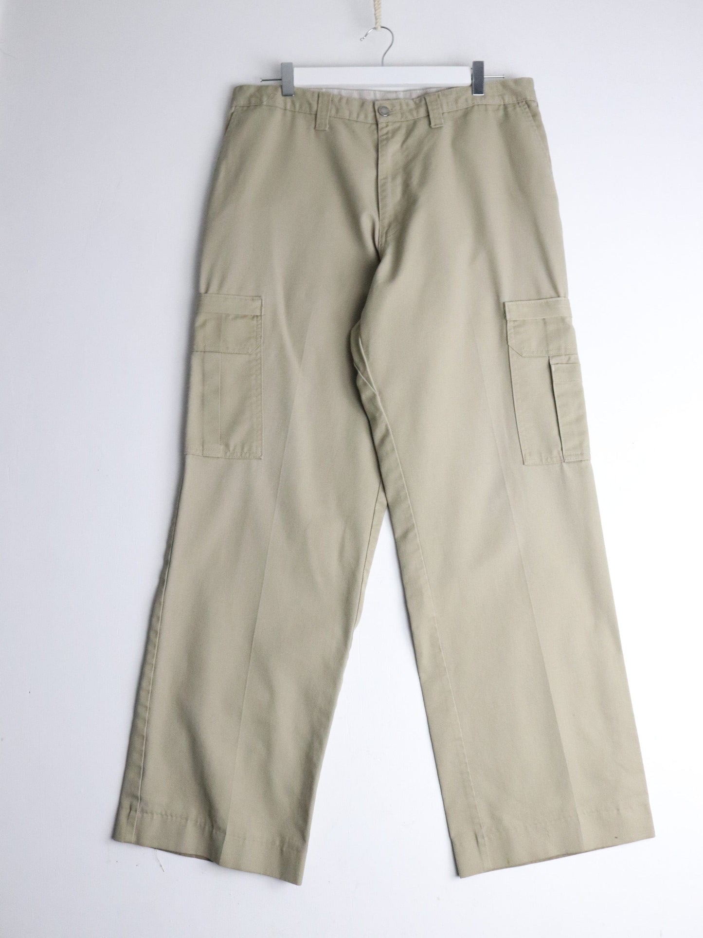 Dickies Pants Mens 36 x 32 Beige Chino from propervintagecanada